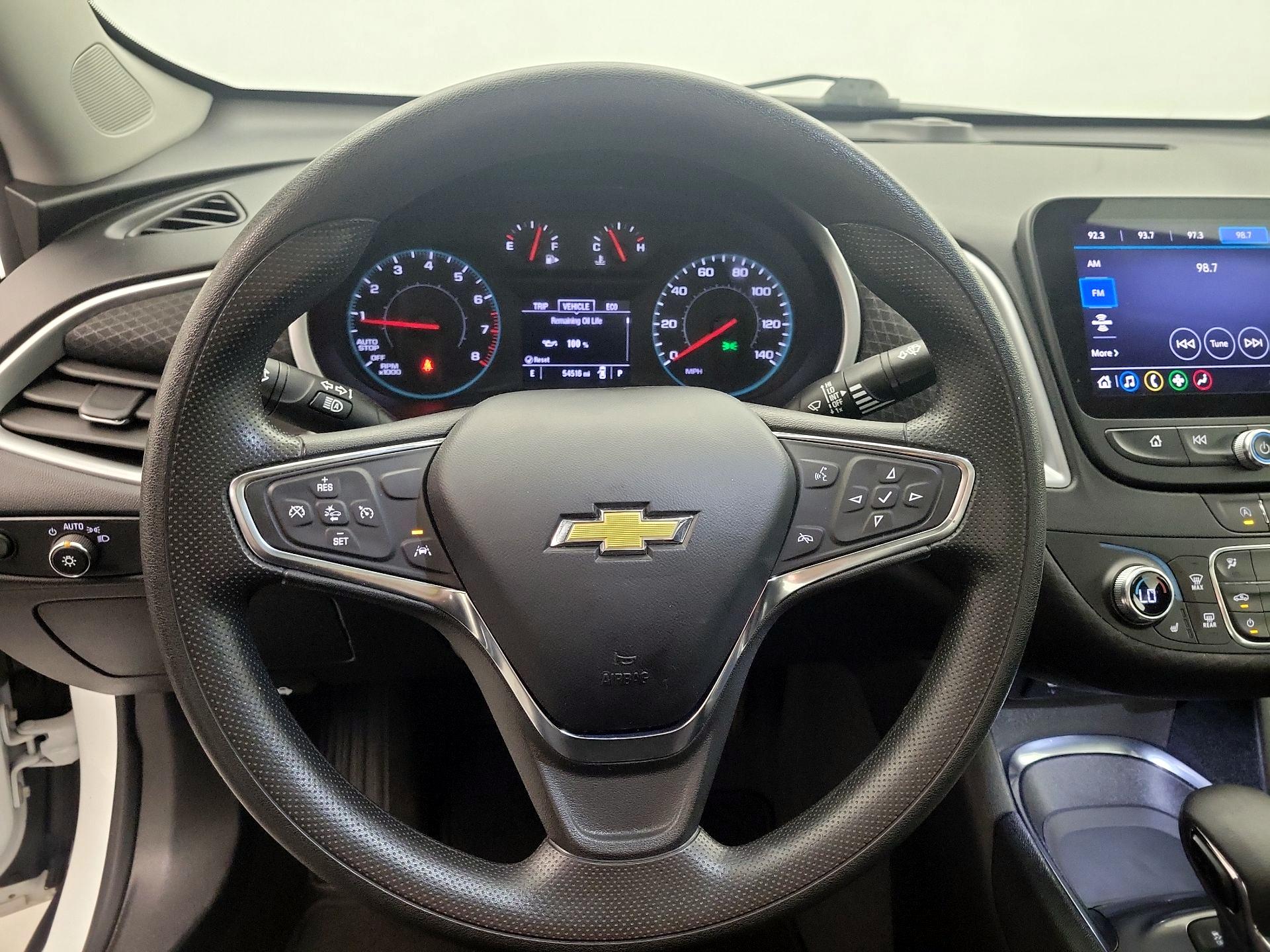 Thumbnail: 2024 Chevrolet Malibu - 10