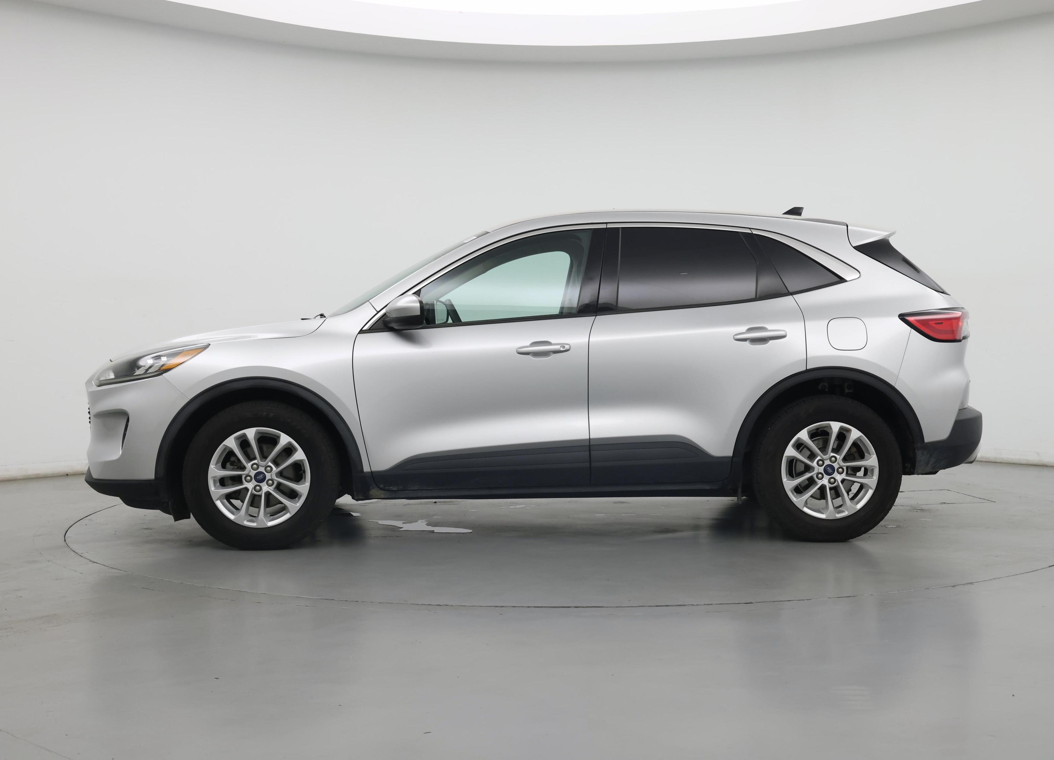 Thumbnail: 2020 Ford Escape - 3
