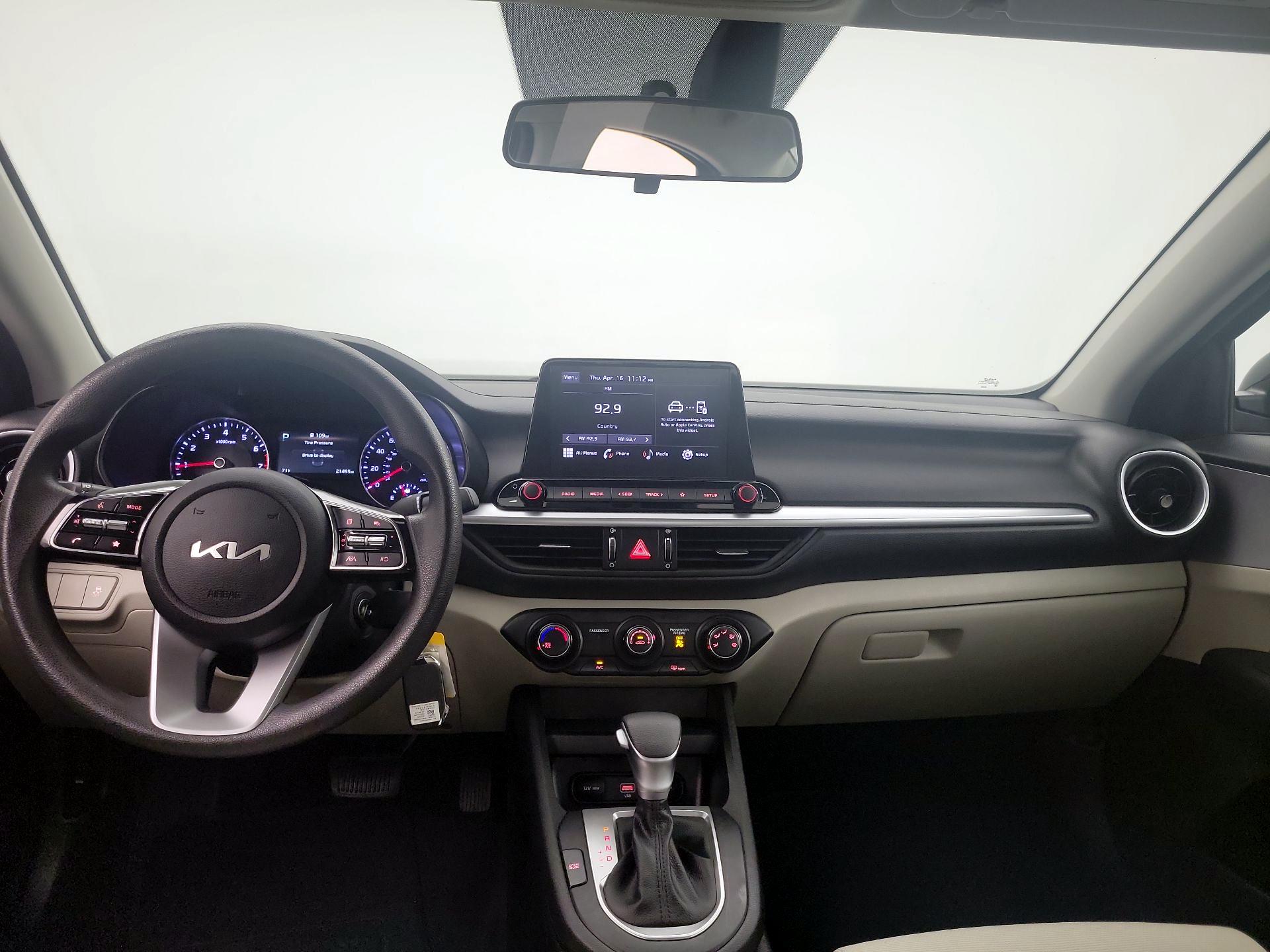 Thumbnail: 2023 Kia Forte - 9