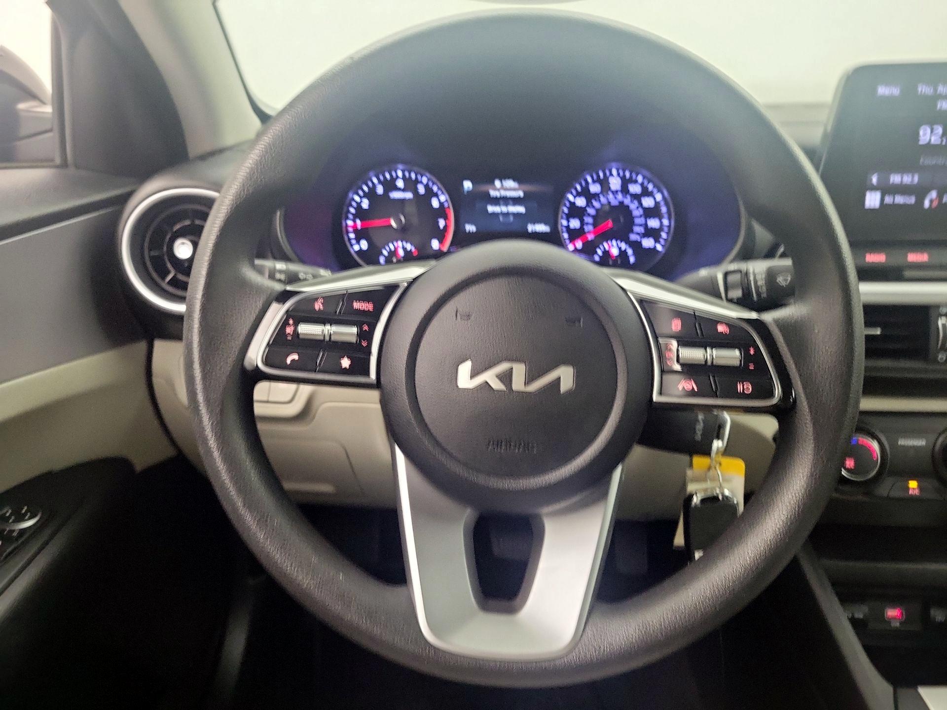 Thumbnail: 2023 Kia Forte - 10