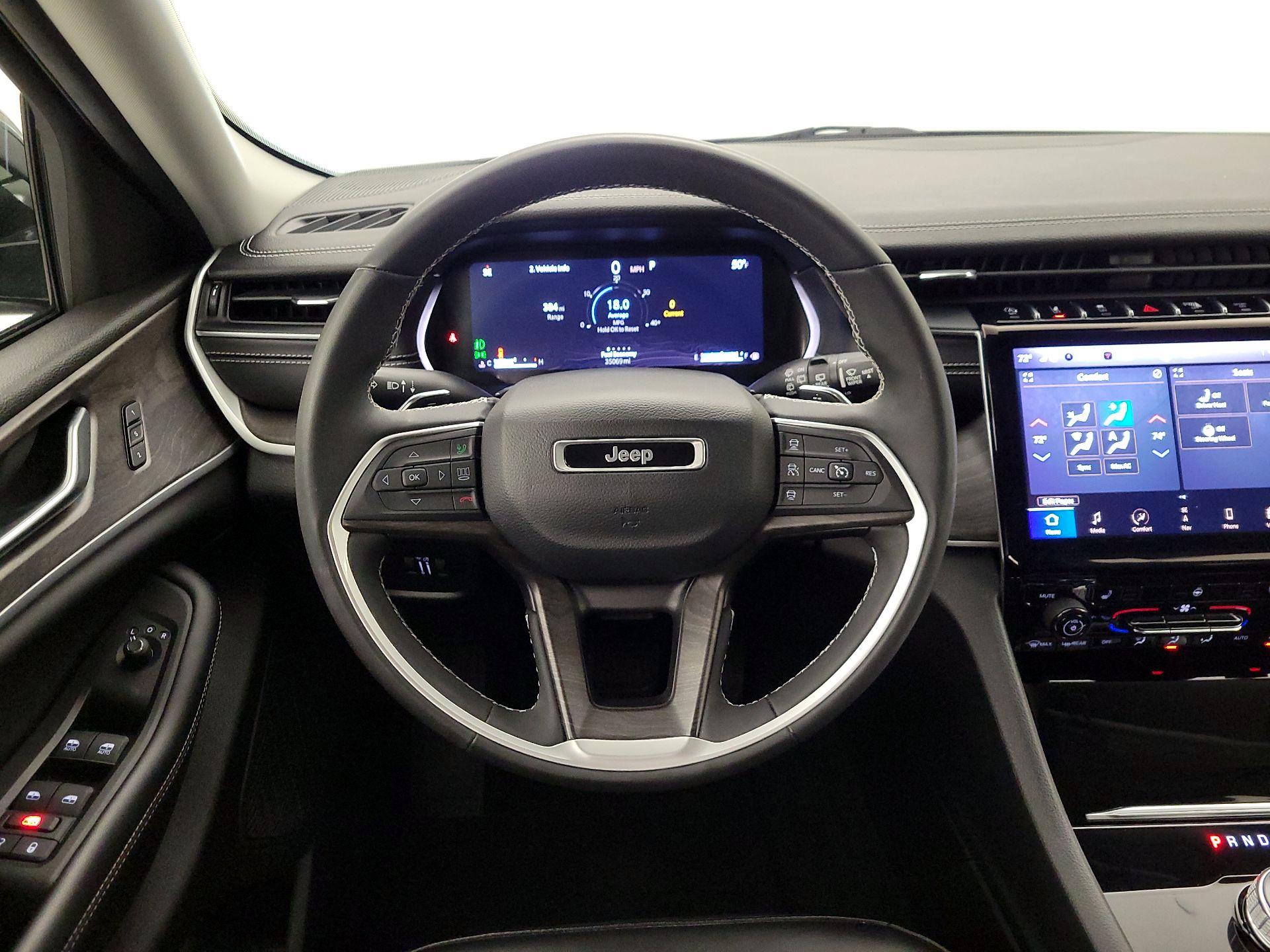 Thumbnail: 2023 Jeep Grand Cherokee - 10