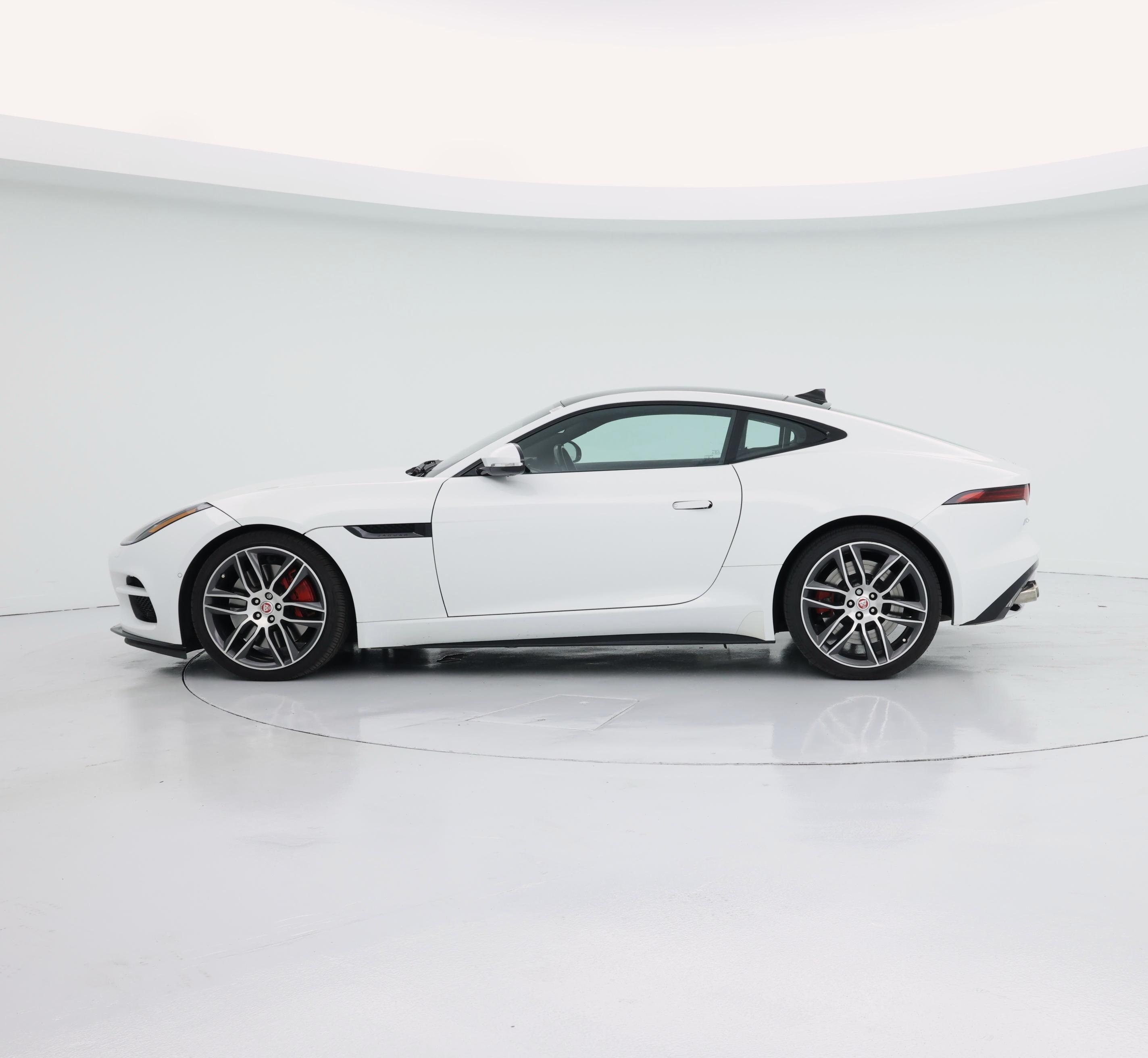 Thumbnail: 2018 Jaguar F-Type - 3