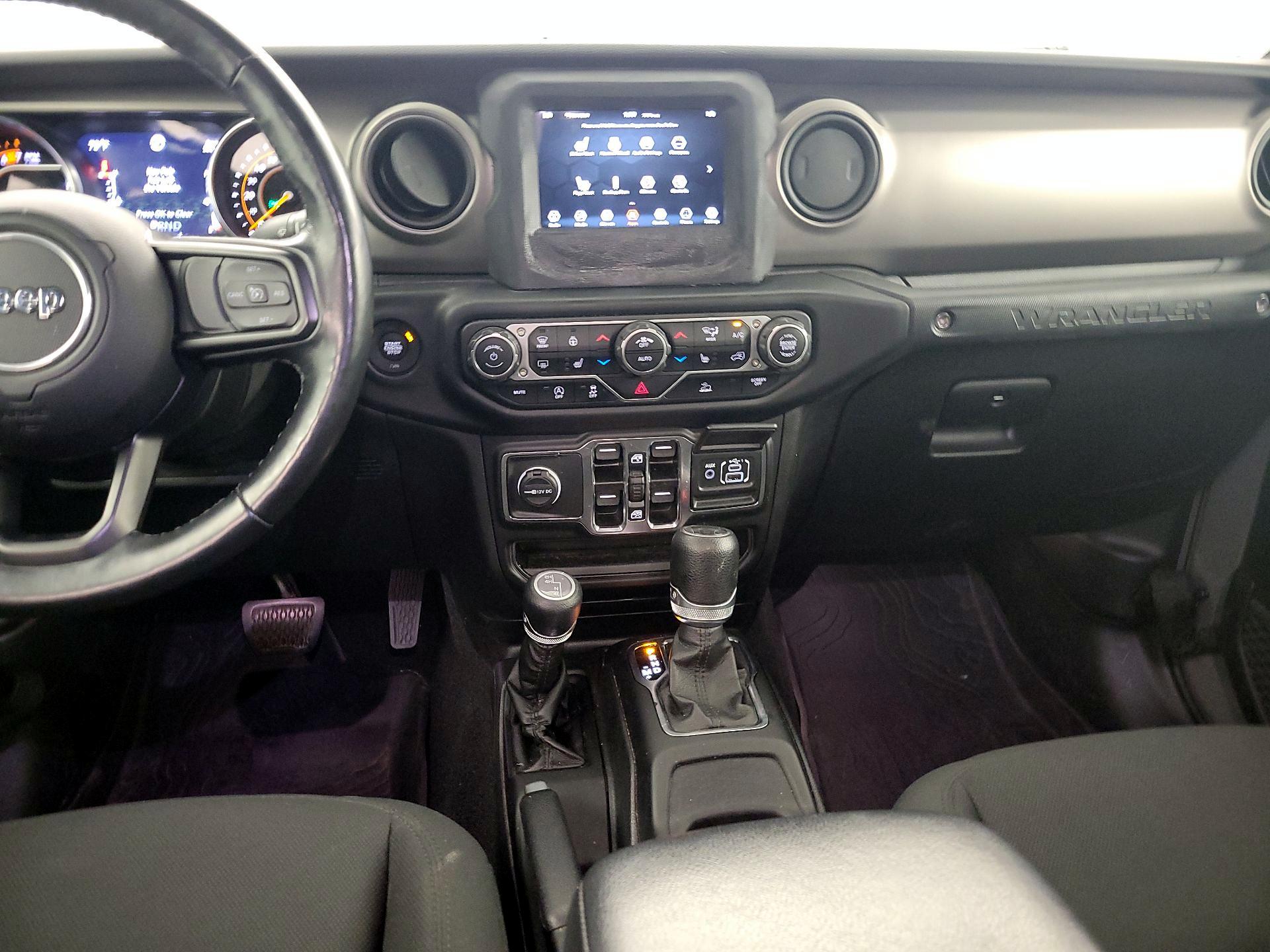 Thumbnail: 2021 Jeep Wrangler - 9