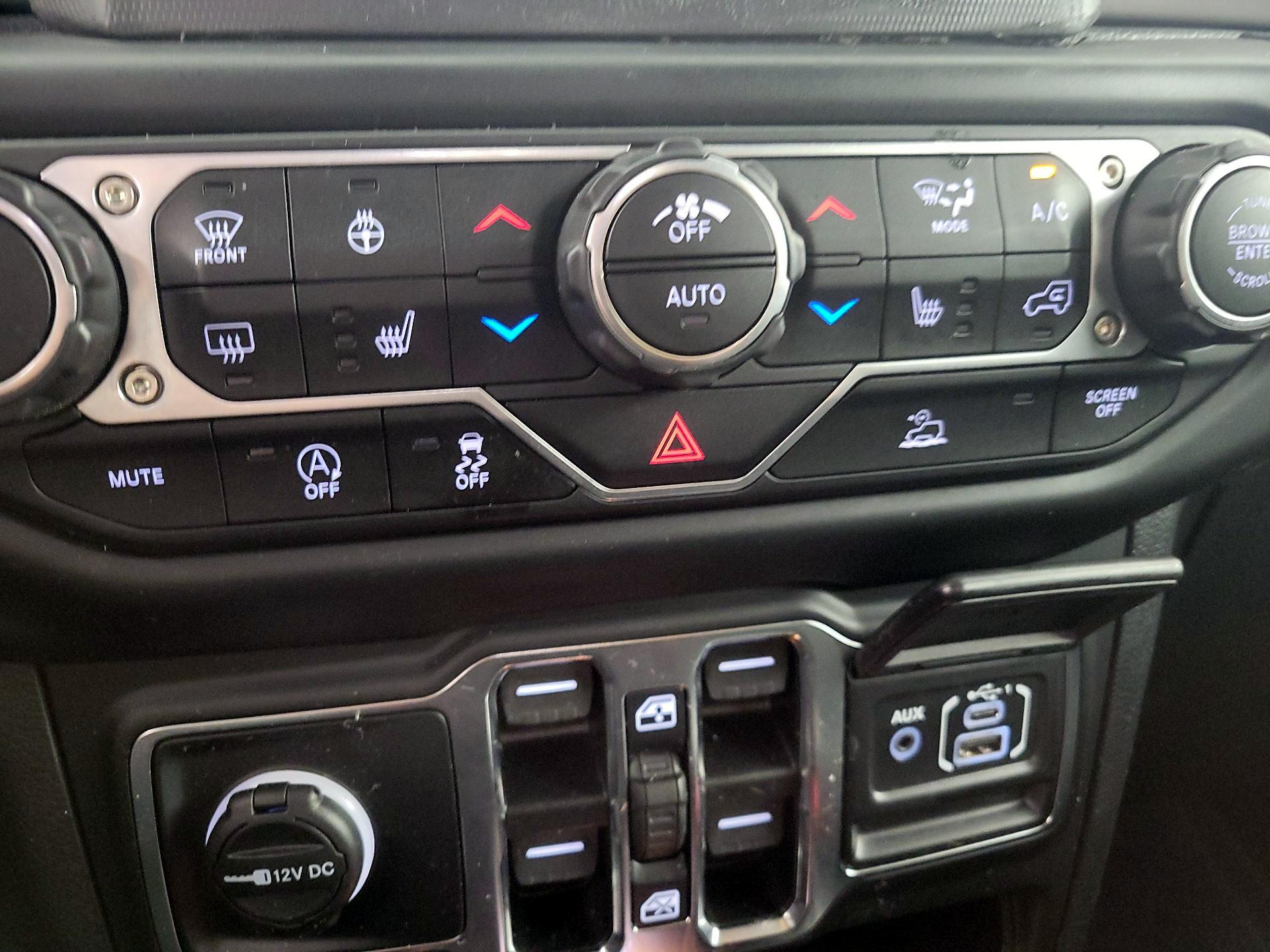 Thumbnail: 2021 Jeep Wrangler - 16