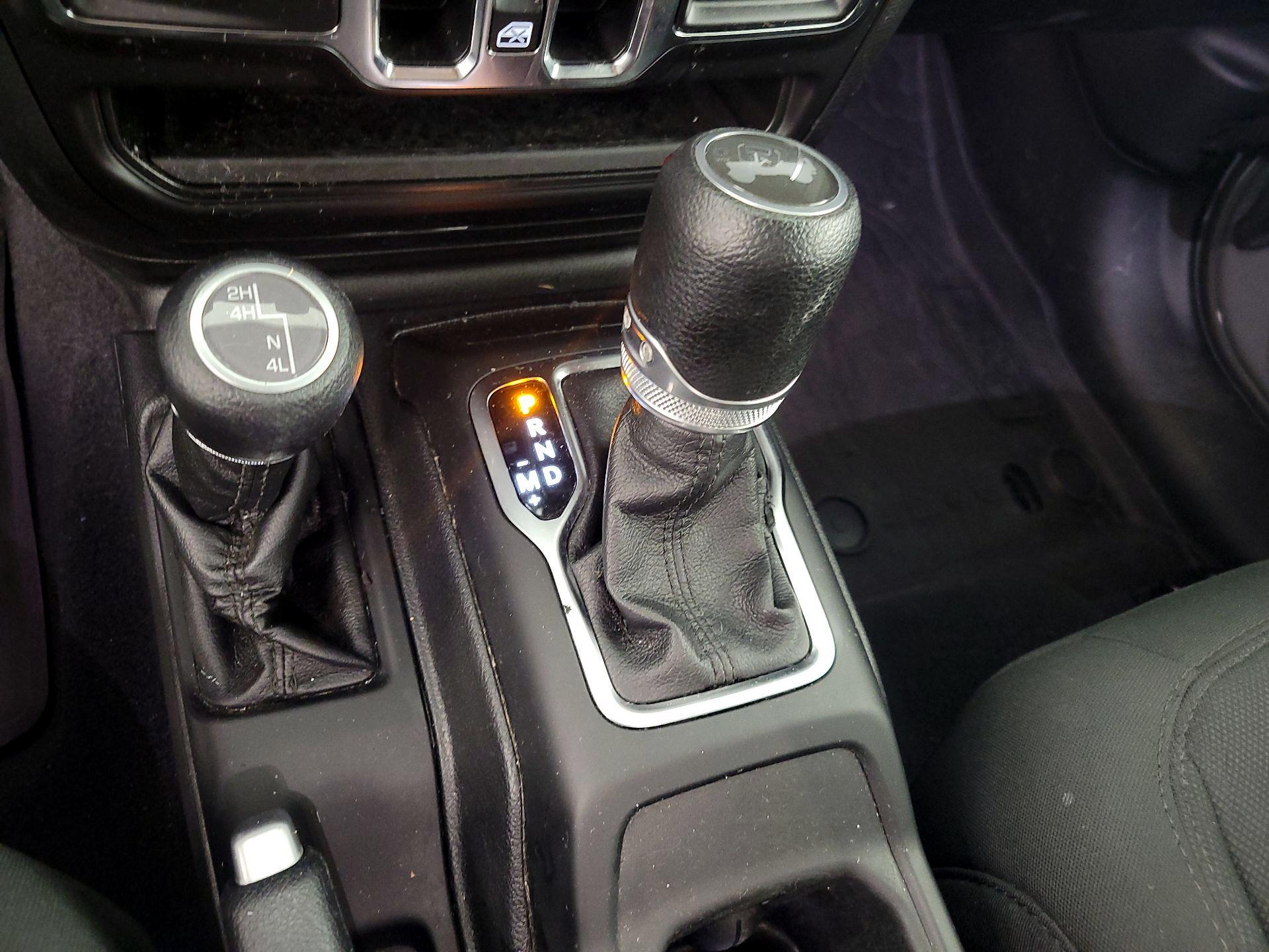 Thumbnail: 2021 Jeep Wrangler - 17