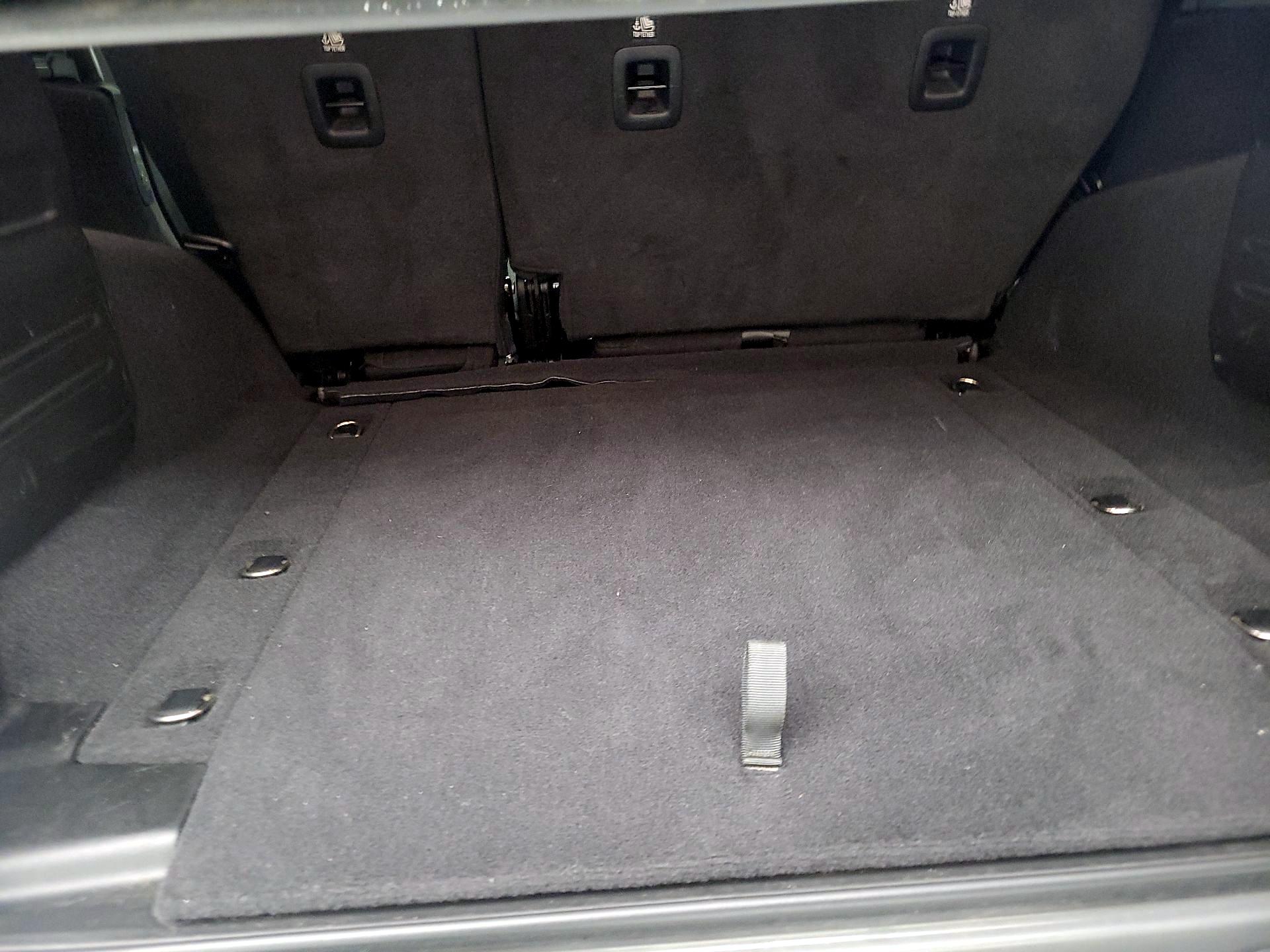 Thumbnail: 2021 Jeep Wrangler - 20