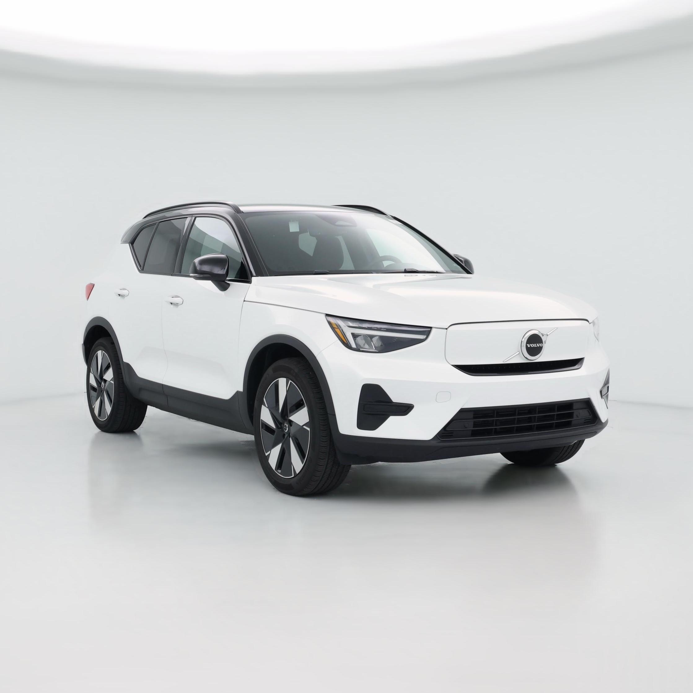 Thumbnail: 2024 Volvo XC40 - 1