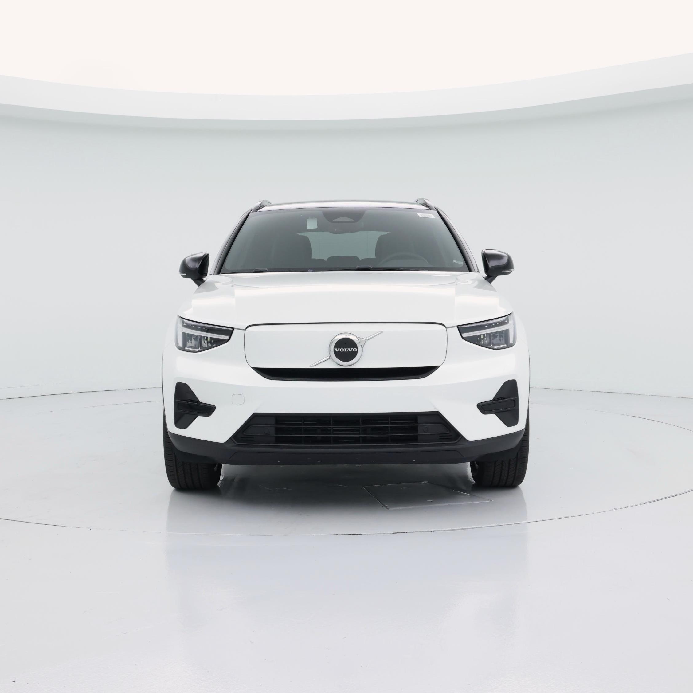 Thumbnail: 2024 Volvo XC40 - 5