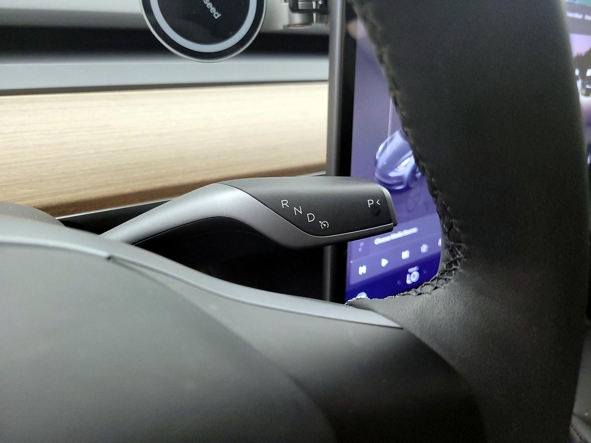 Thumbnail: 2023 Tesla Model 3 - 17