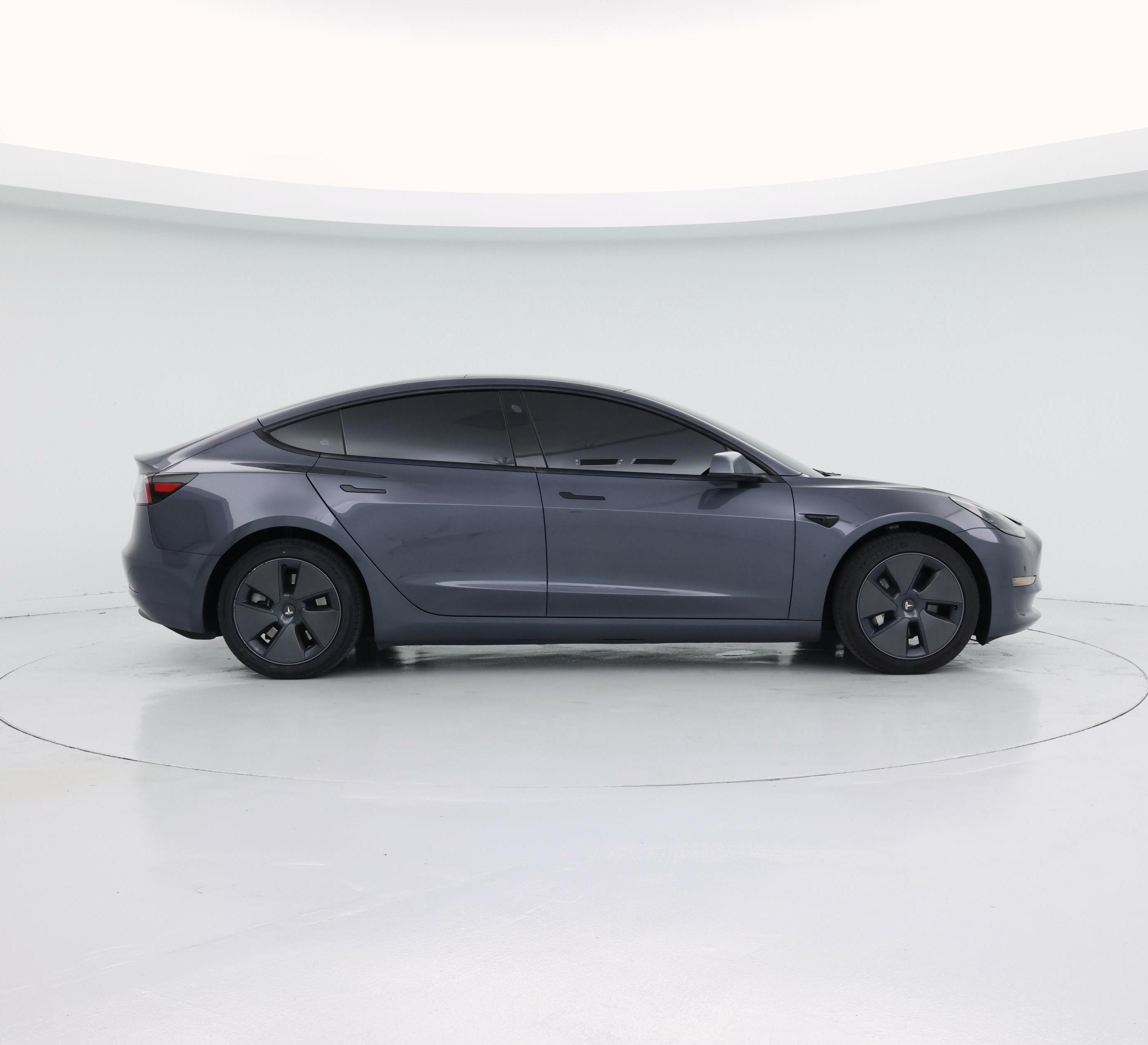 Thumbnail: 2023 Tesla Model 3 - 7