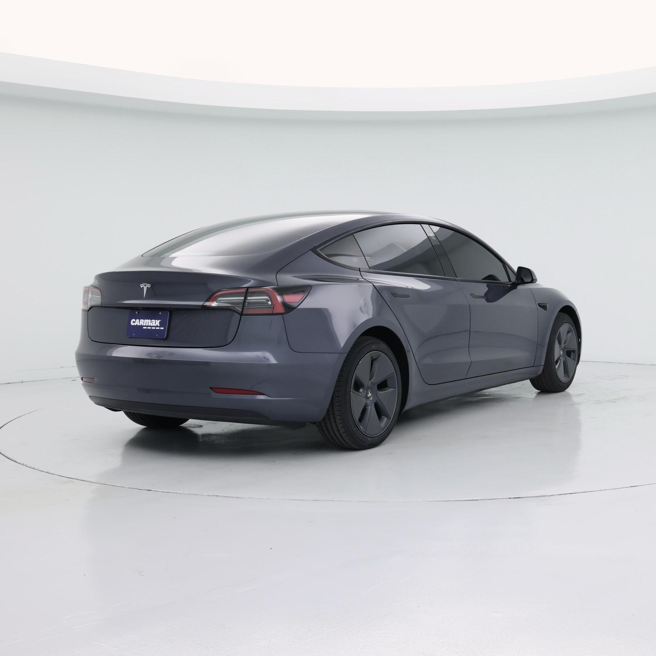 Thumbnail: 2023 Tesla Model 3 - 8