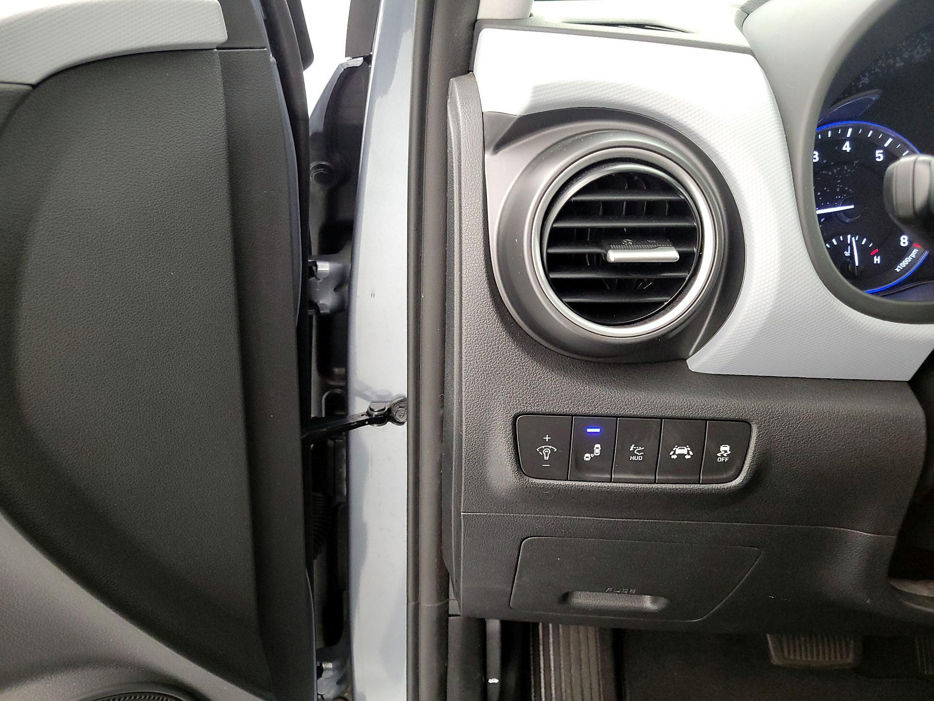 Thumbnail: 2020 Hyundai Kona - 13