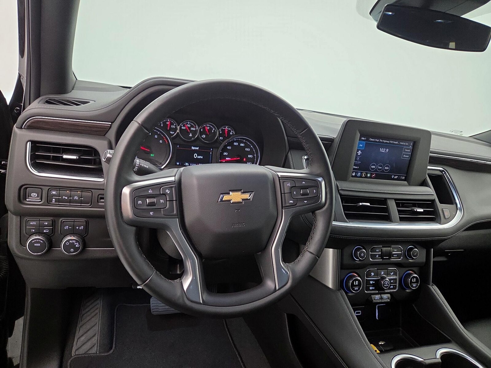 2024 Chevrolet Tahoe LS - Photo 11