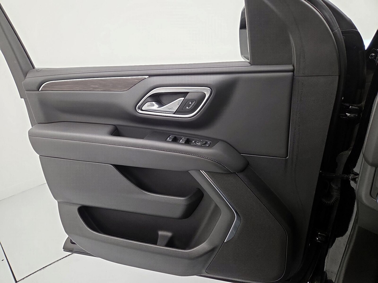 2024 Chevrolet Tahoe LS - Photo 13