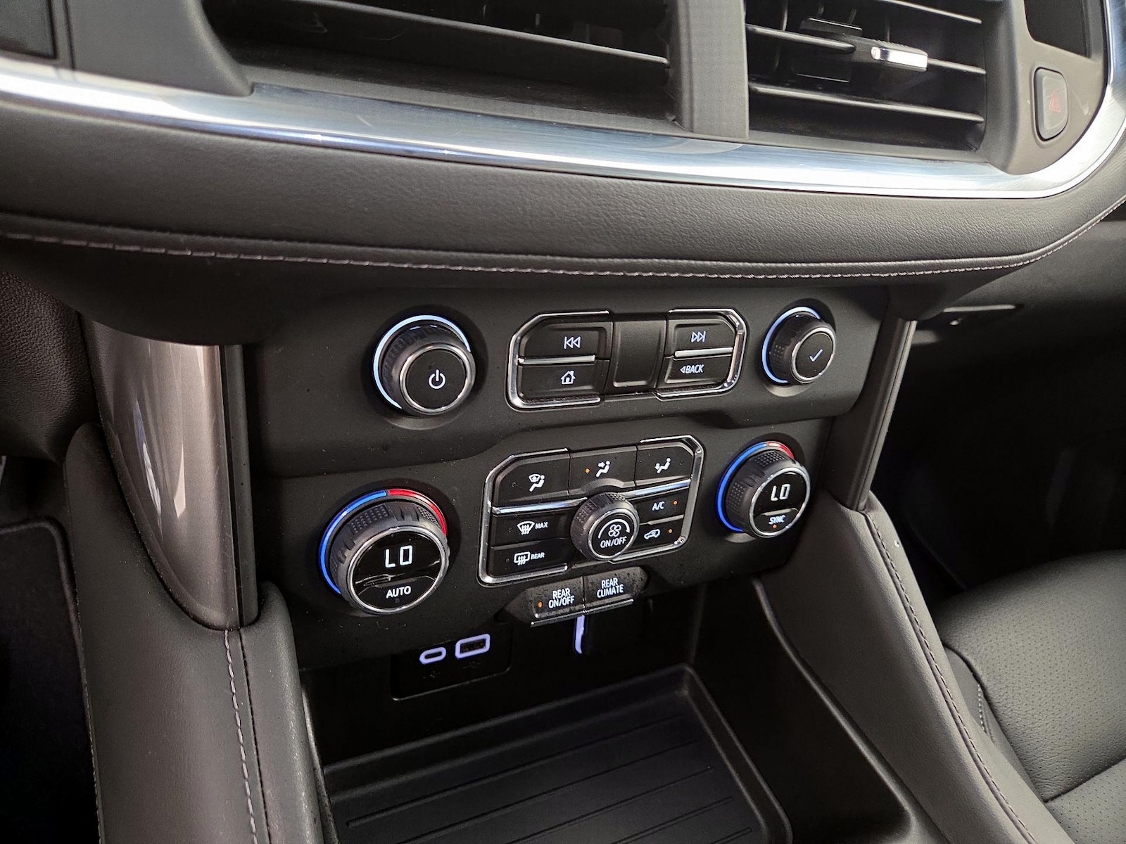 2024 Chevrolet Tahoe LS - Photo 17