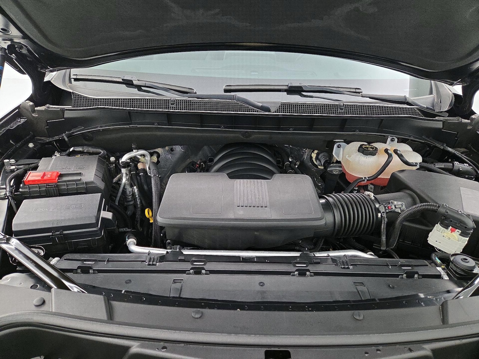2024 Chevrolet Tahoe LS - Photo 23