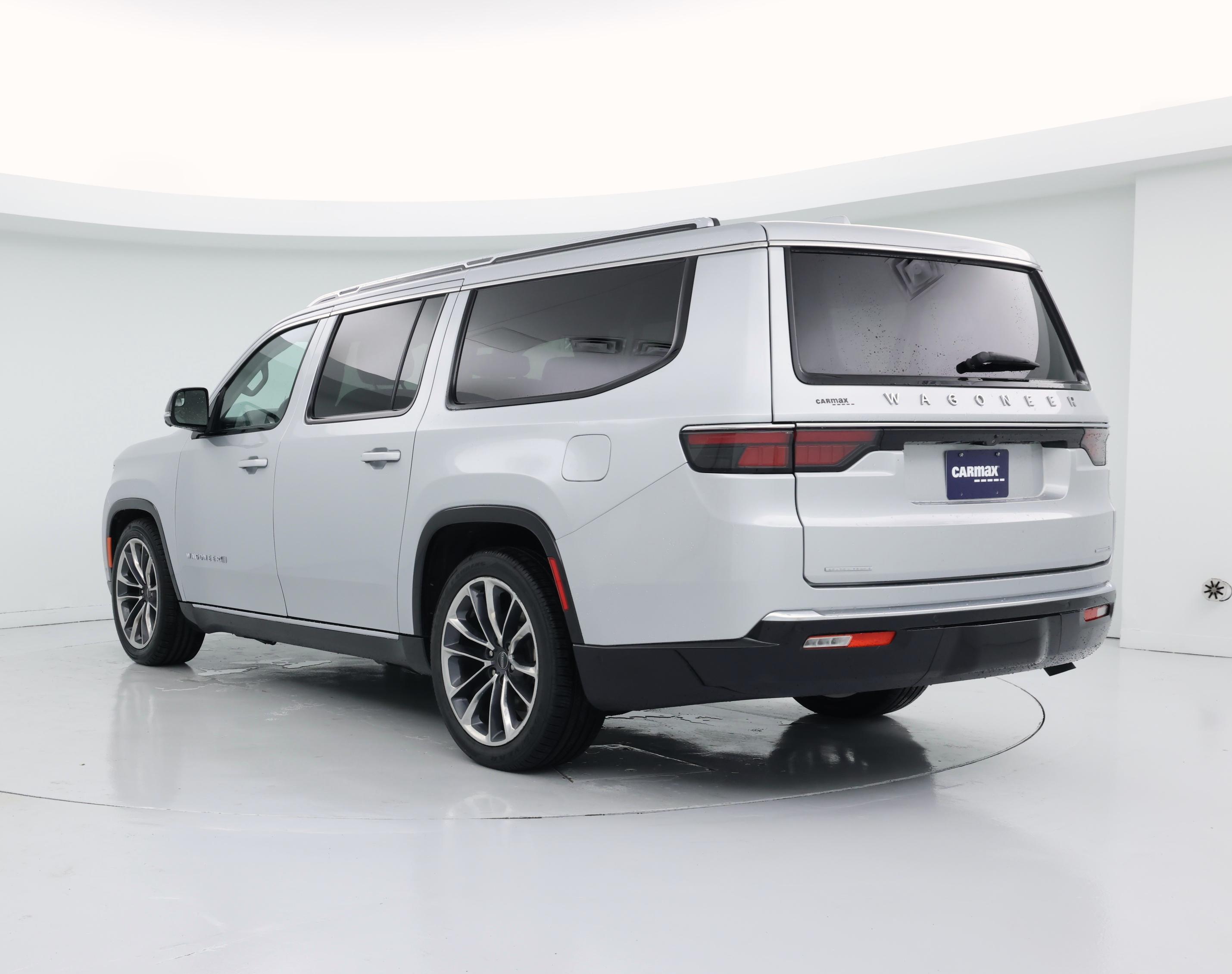 Thumbnail: 2023 Jeep Wagoneer - 2