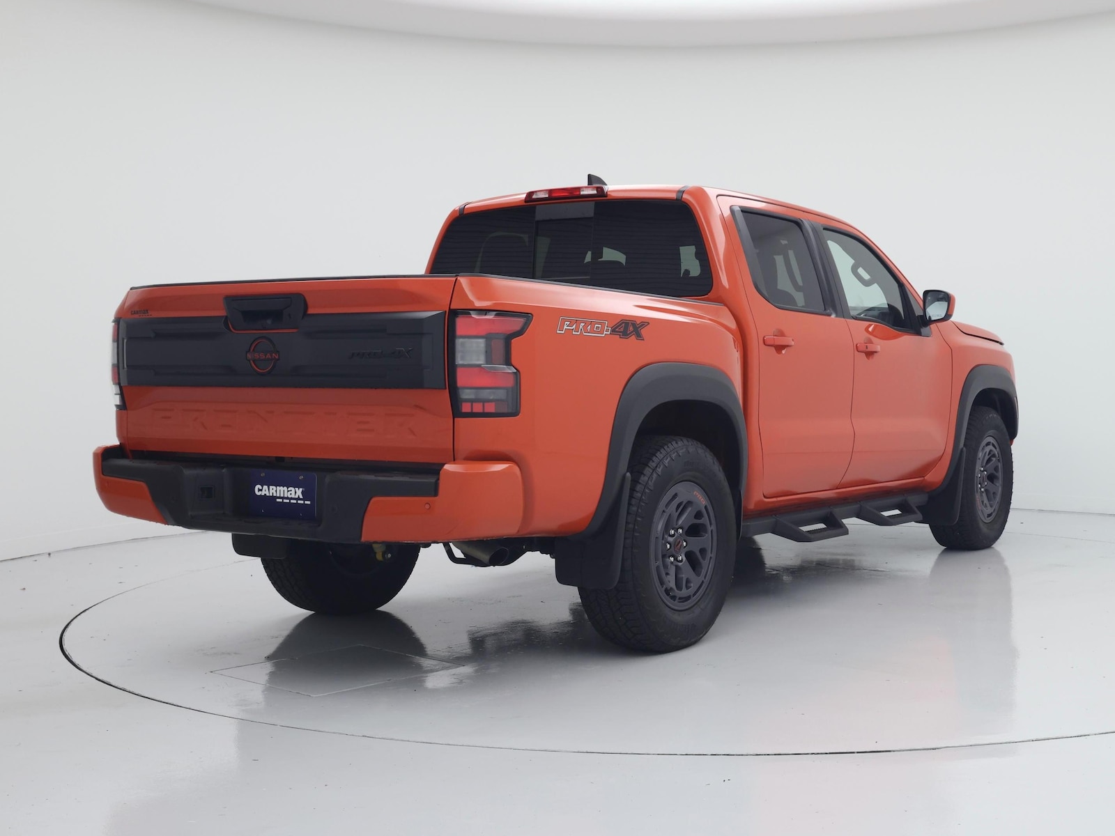 2025 Nissan Frontier PRO-4X - Photo 9