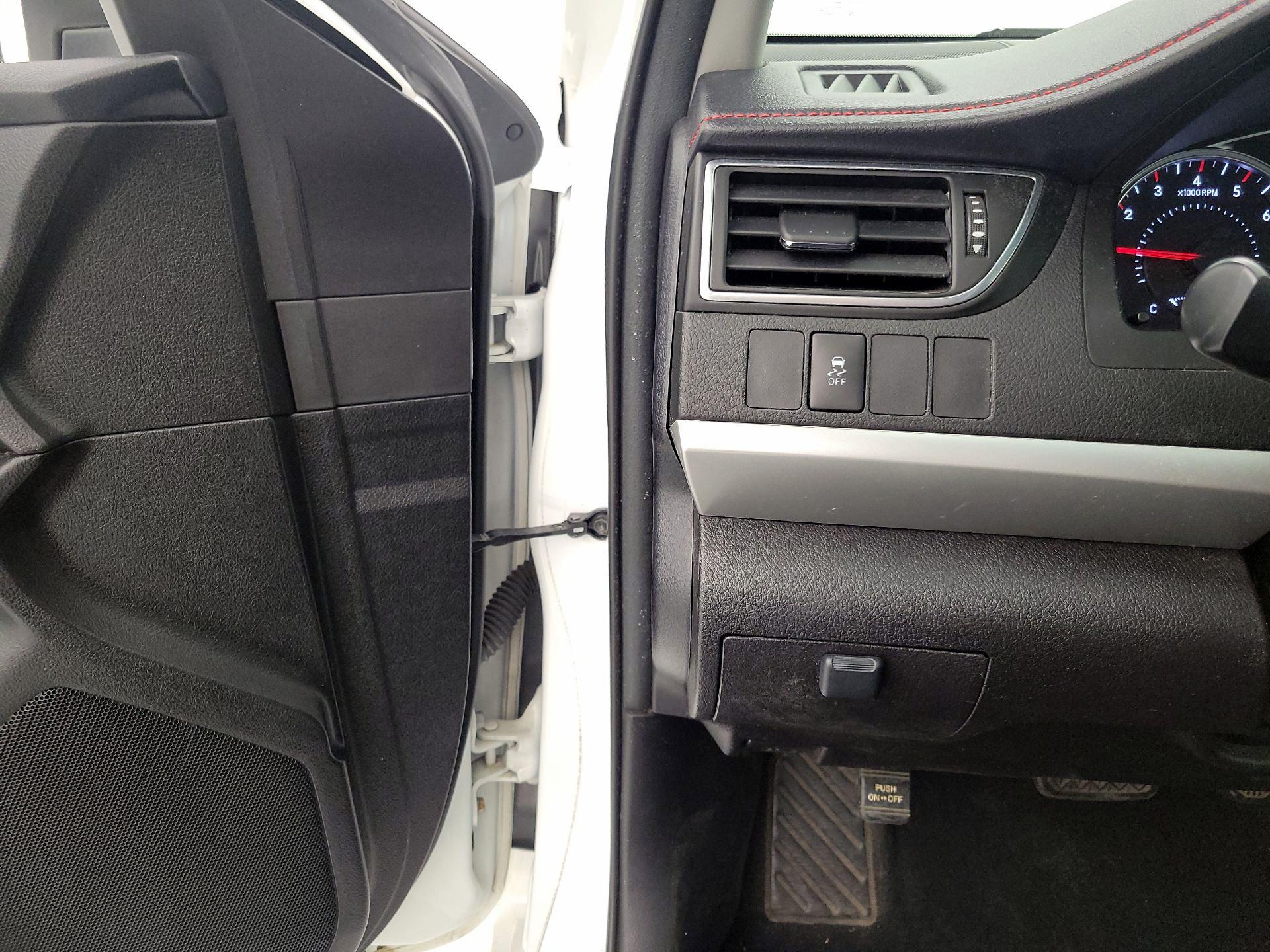 Thumbnail: 2017 Toyota Camry - 13