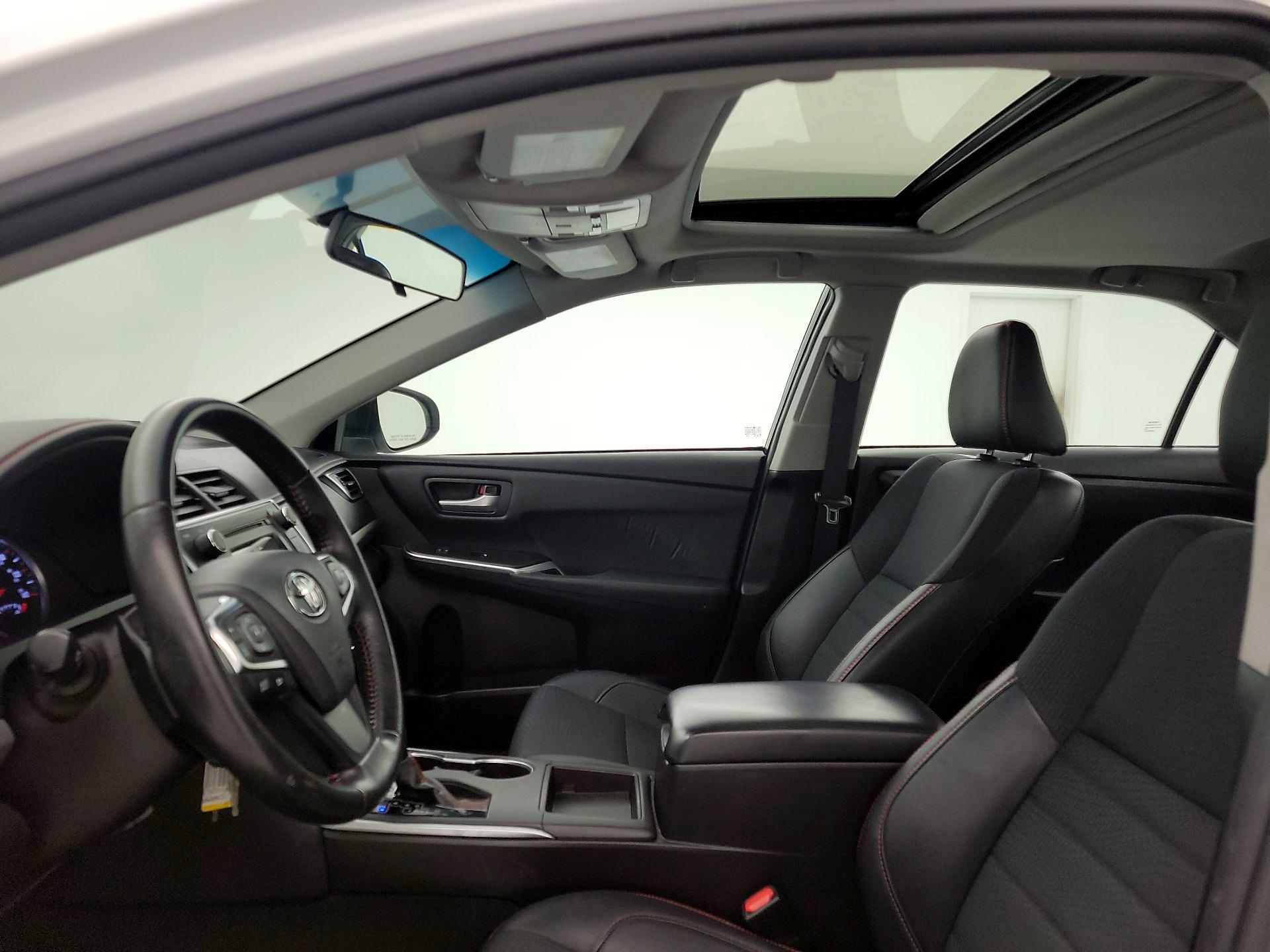 Thumbnail: 2017 Toyota Camry - 19