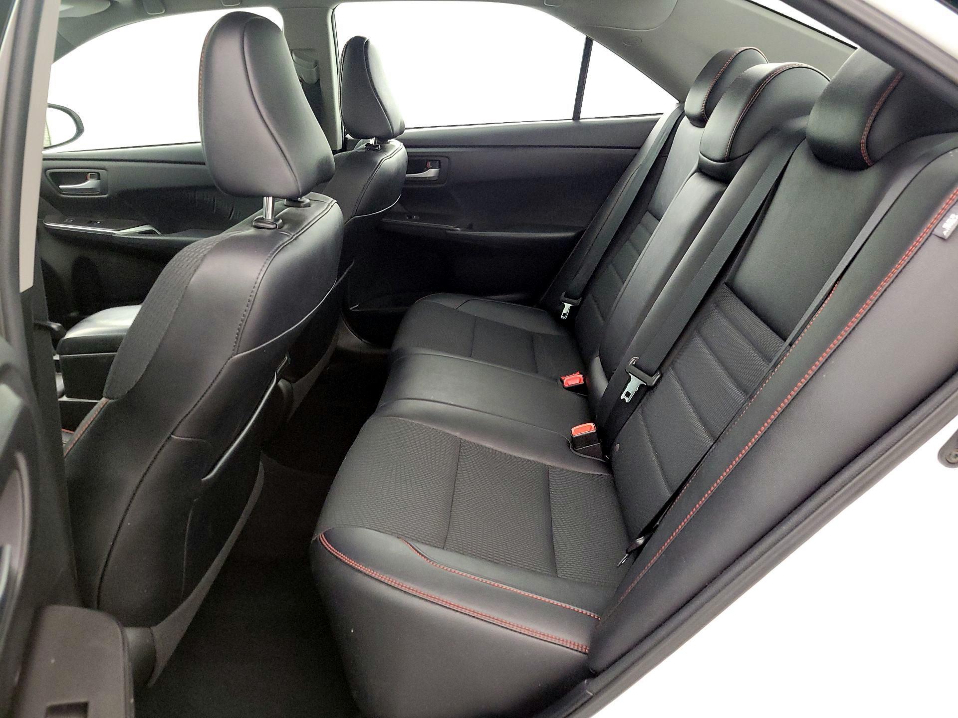 Thumbnail: 2017 Toyota Camry - 20