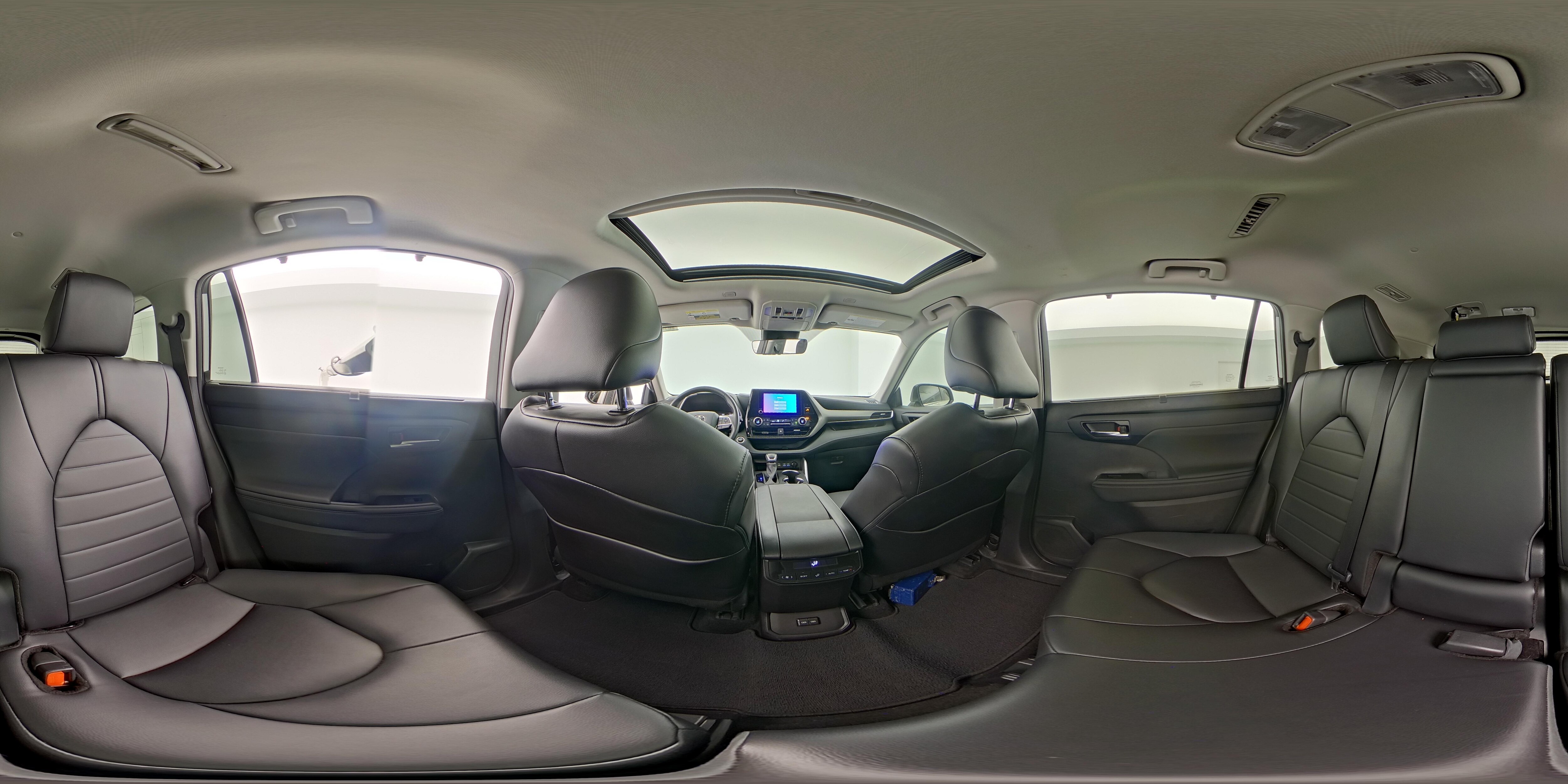 2024 Toyota Highlander XLE - Photo 28
