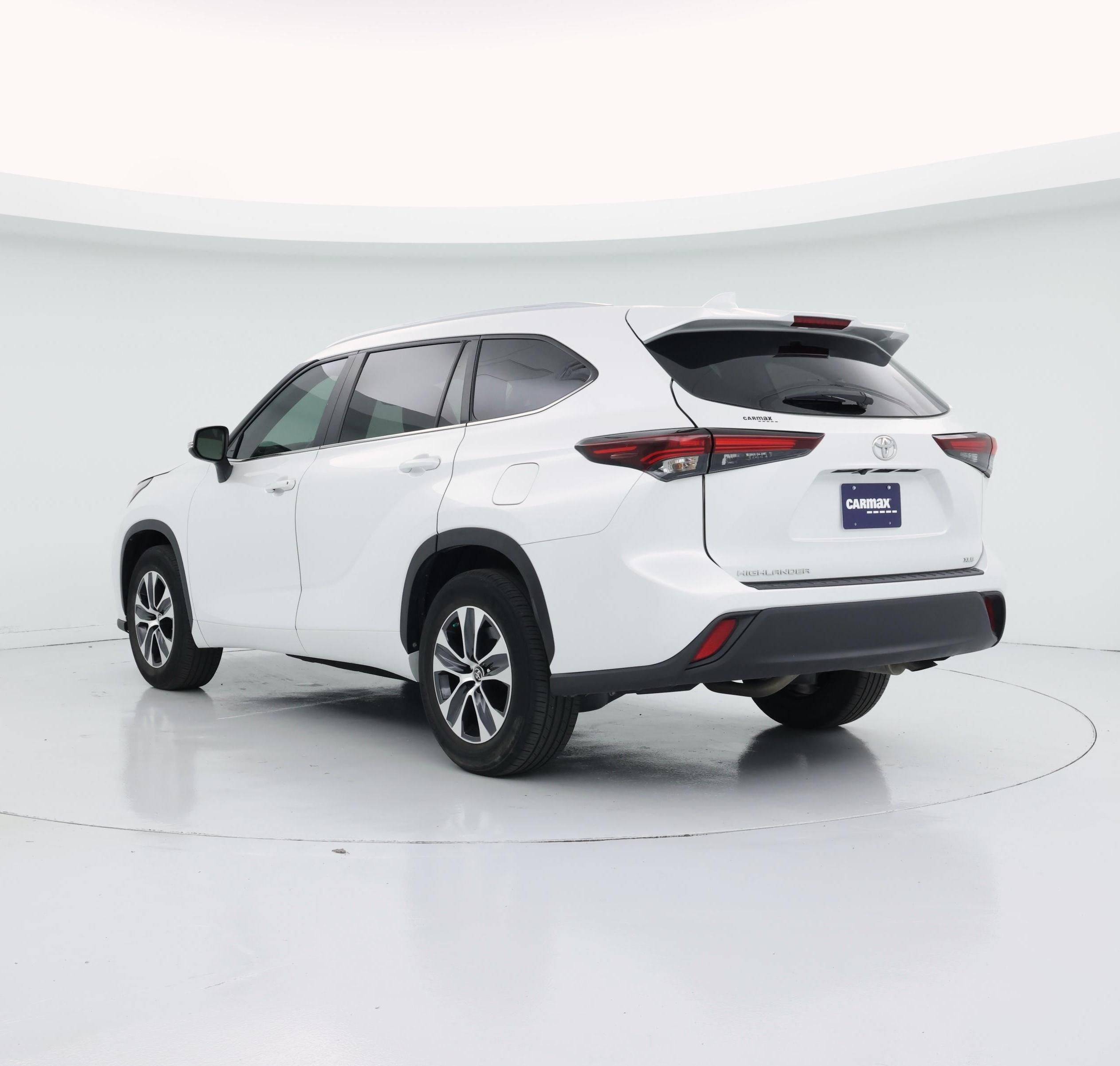 Thumbnail: 2024 Toyota Highlander - 2