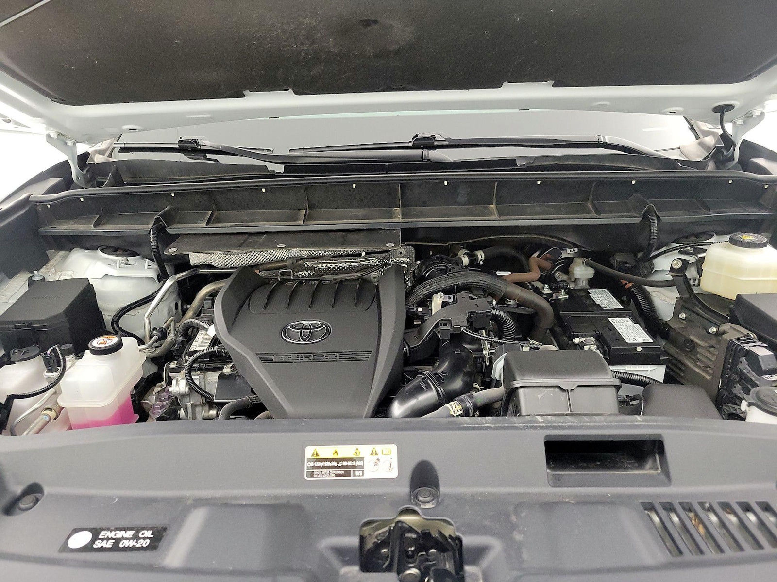 2024 Toyota Highlander XLE - Photo 25