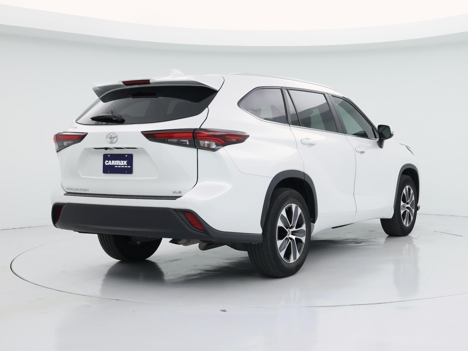 2024 Toyota Highlander XLE - Photo 9
