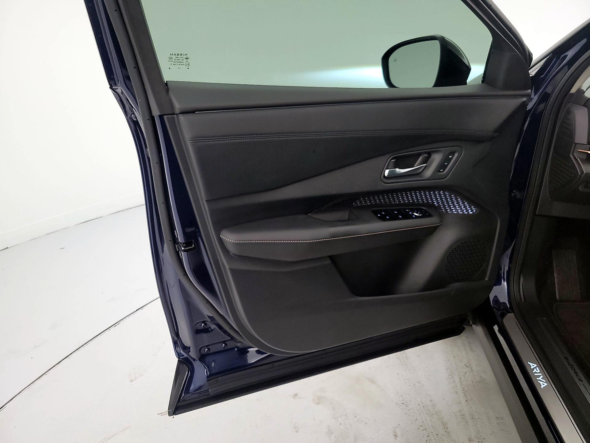 Thumbnail: 2025 Nissan Ariya - 12