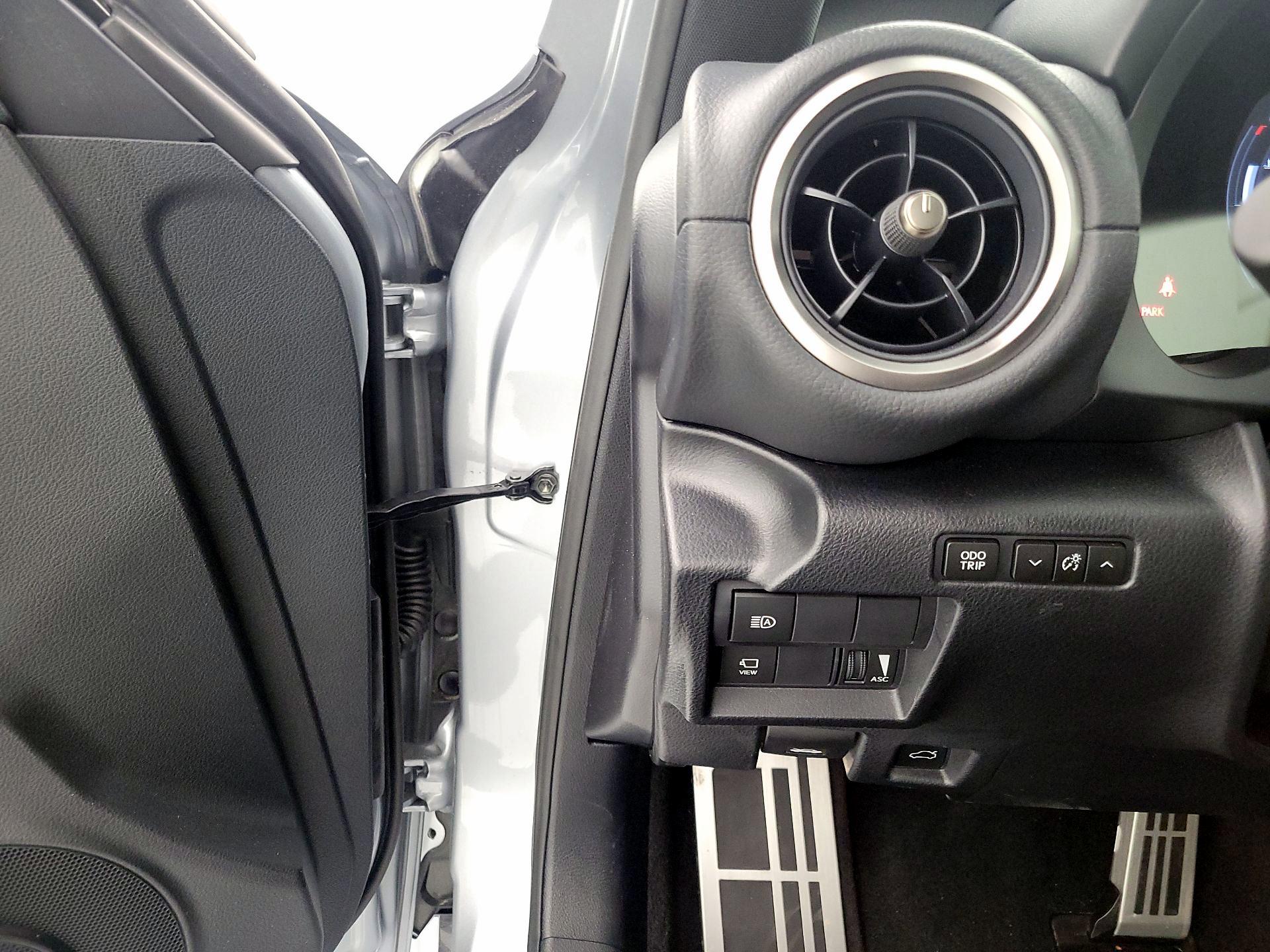 Thumbnail: 2022 Lexus IS - 13