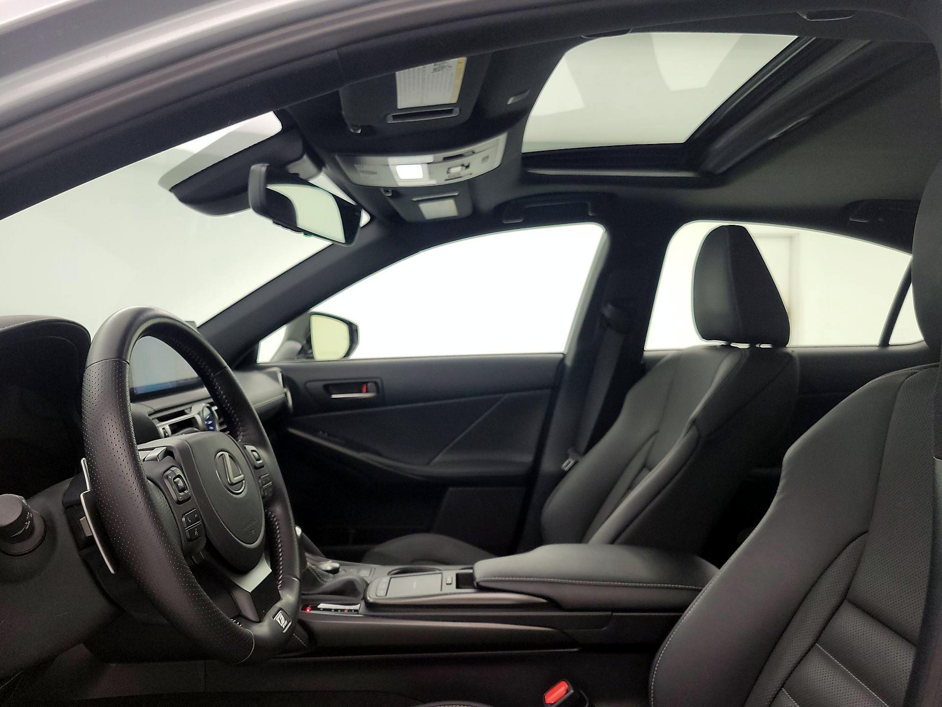 Thumbnail: 2022 Lexus IS - 20