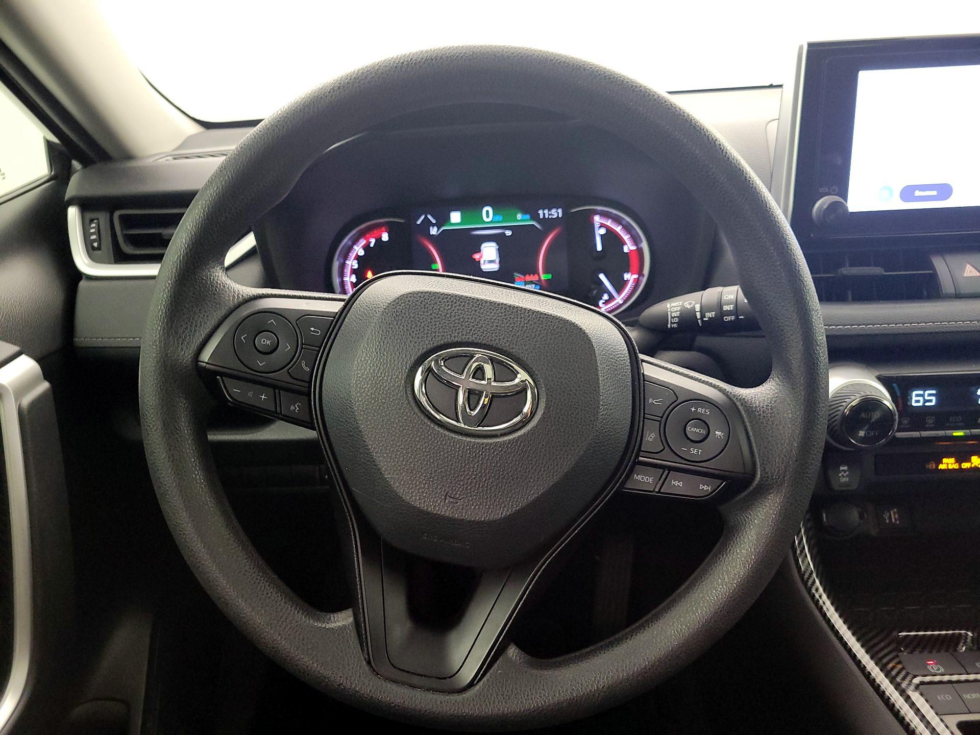 Thumbnail: 2023 Toyota RAV4 - 10