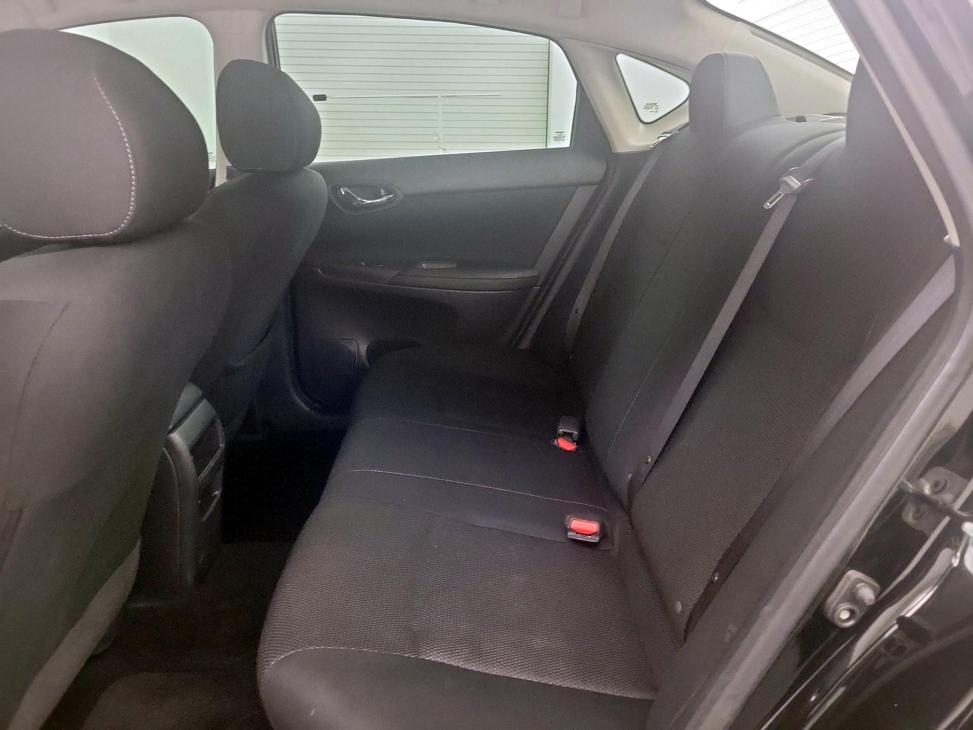 Thumbnail: 2019 Nissan Sentra - 19
