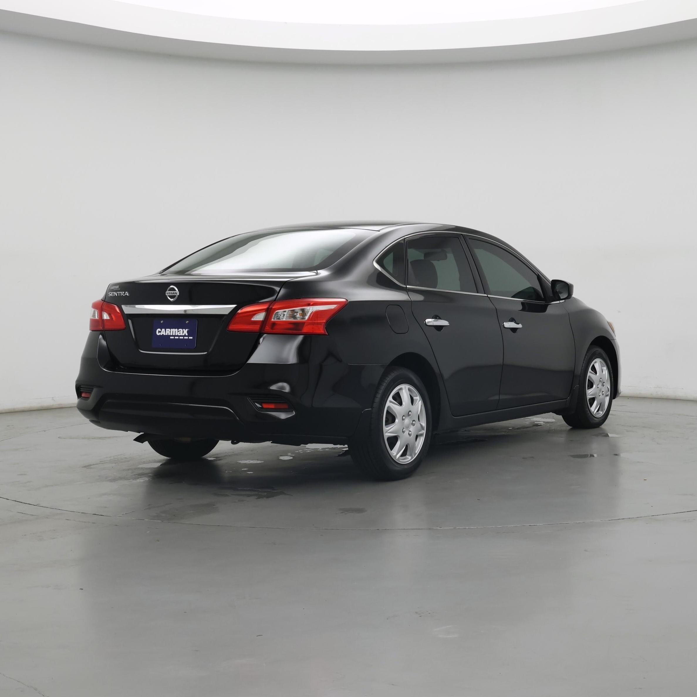 Thumbnail: 2019 Nissan Sentra - 8