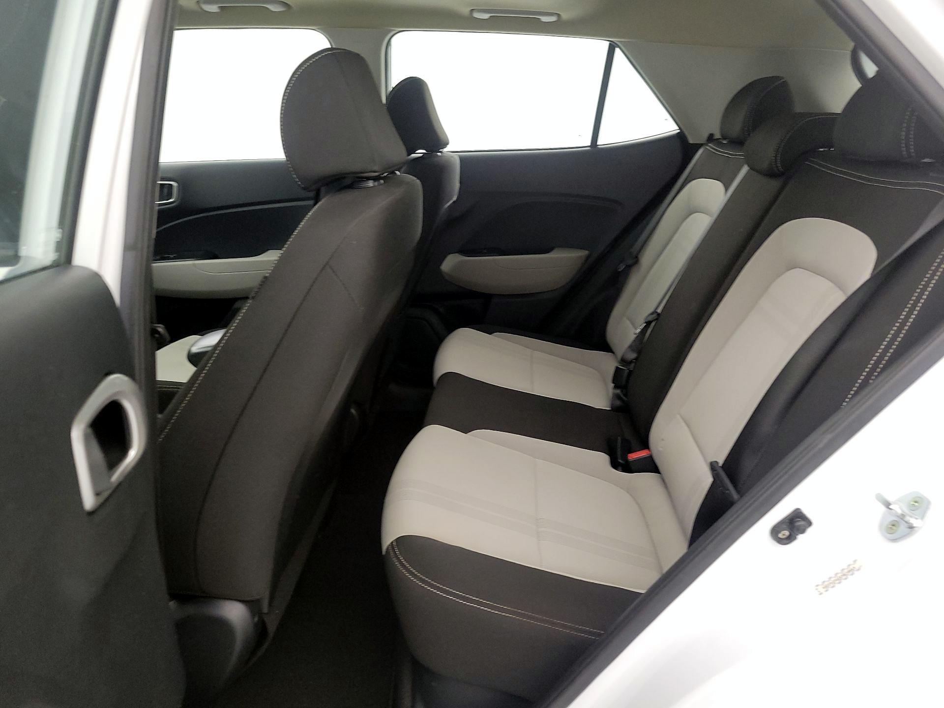 Thumbnail: 2023 Hyundai Venue - 20