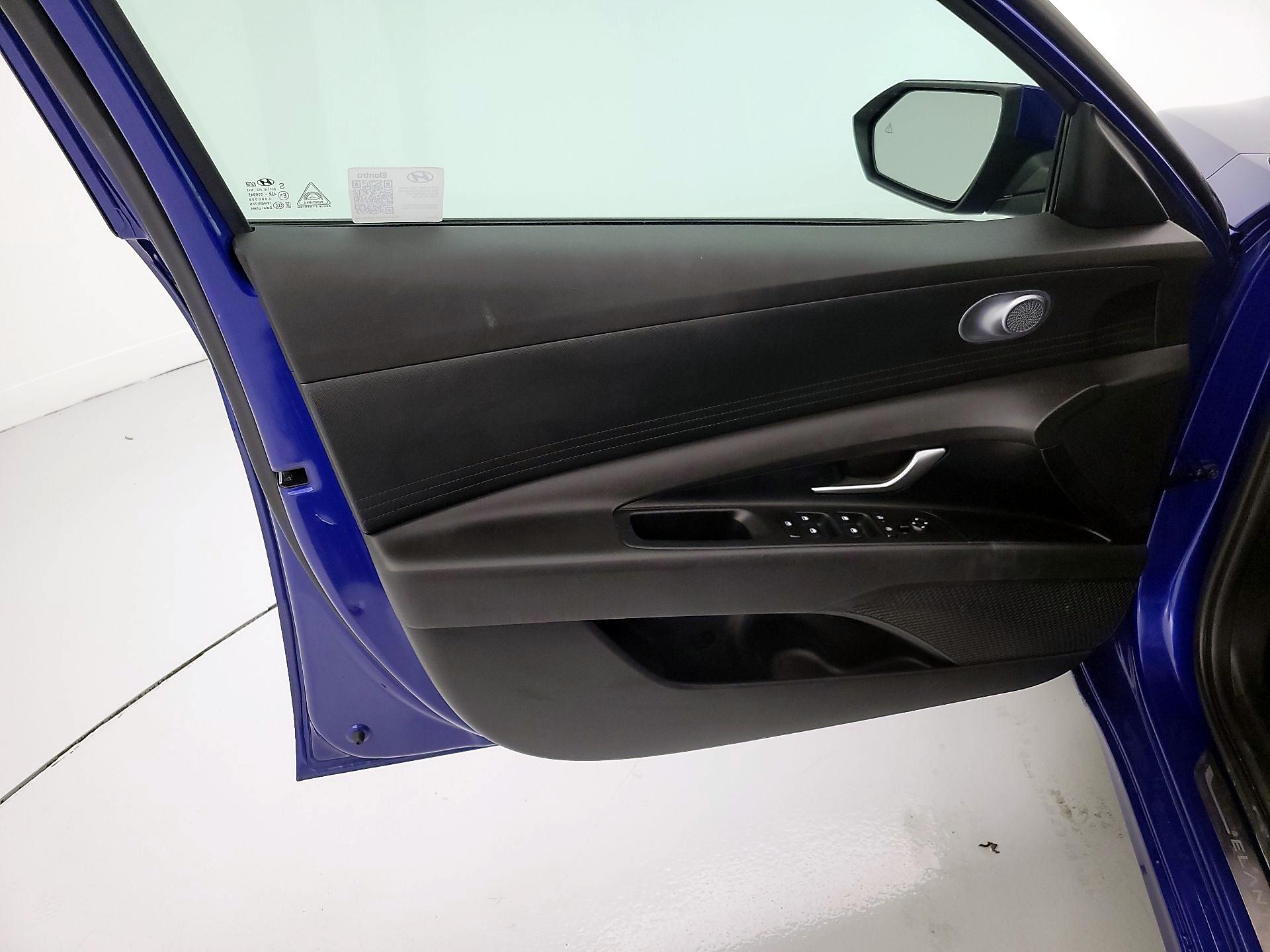 Thumbnail: 2024 Hyundai Elantra - 12