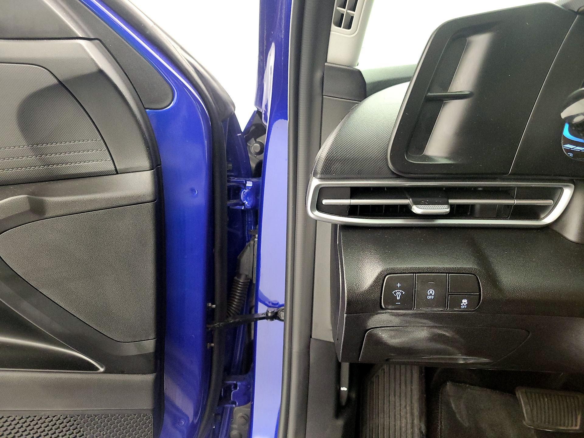 Thumbnail: 2024 Hyundai Elantra - 13