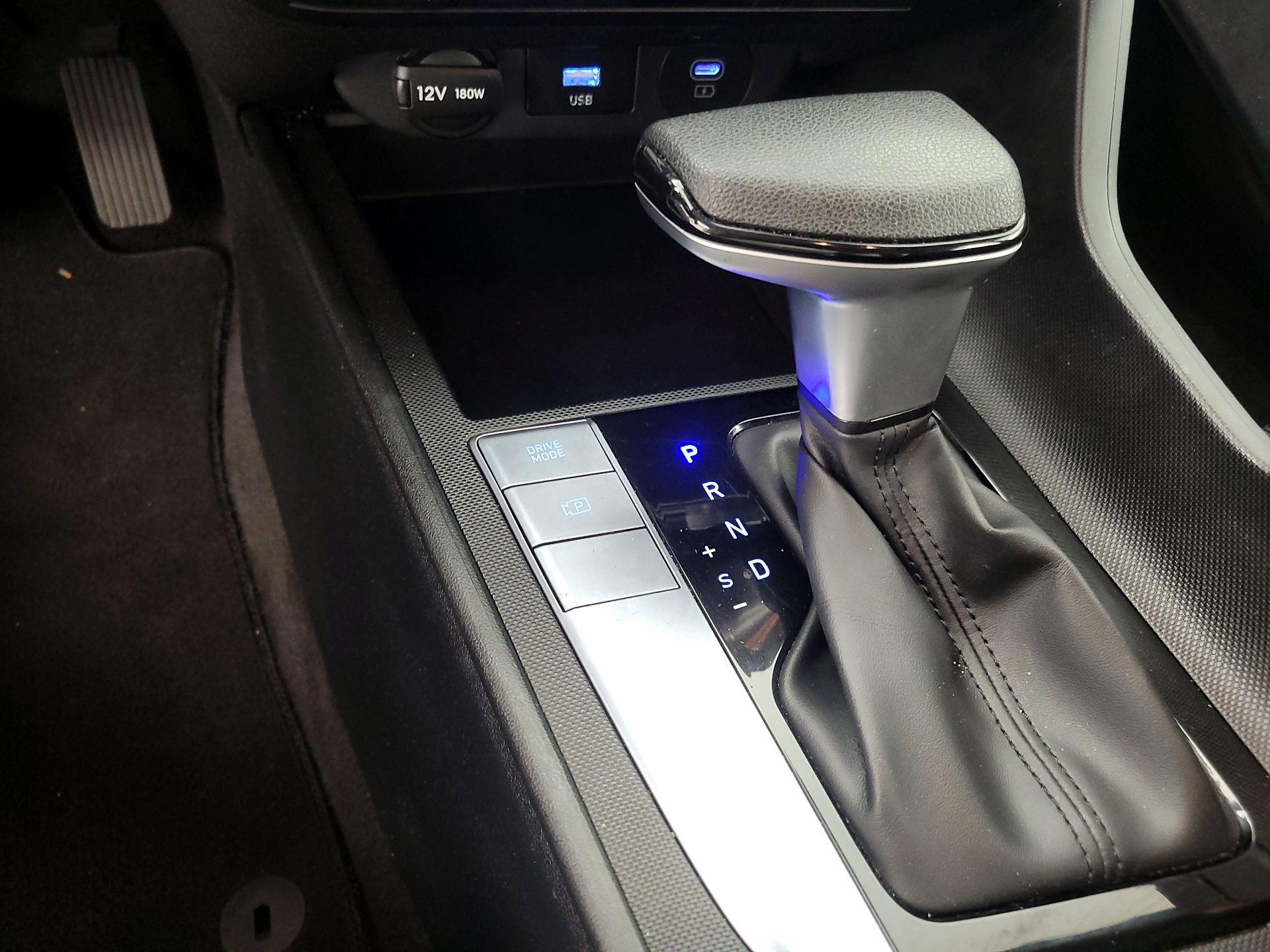 Thumbnail: 2024 Hyundai Elantra - 17