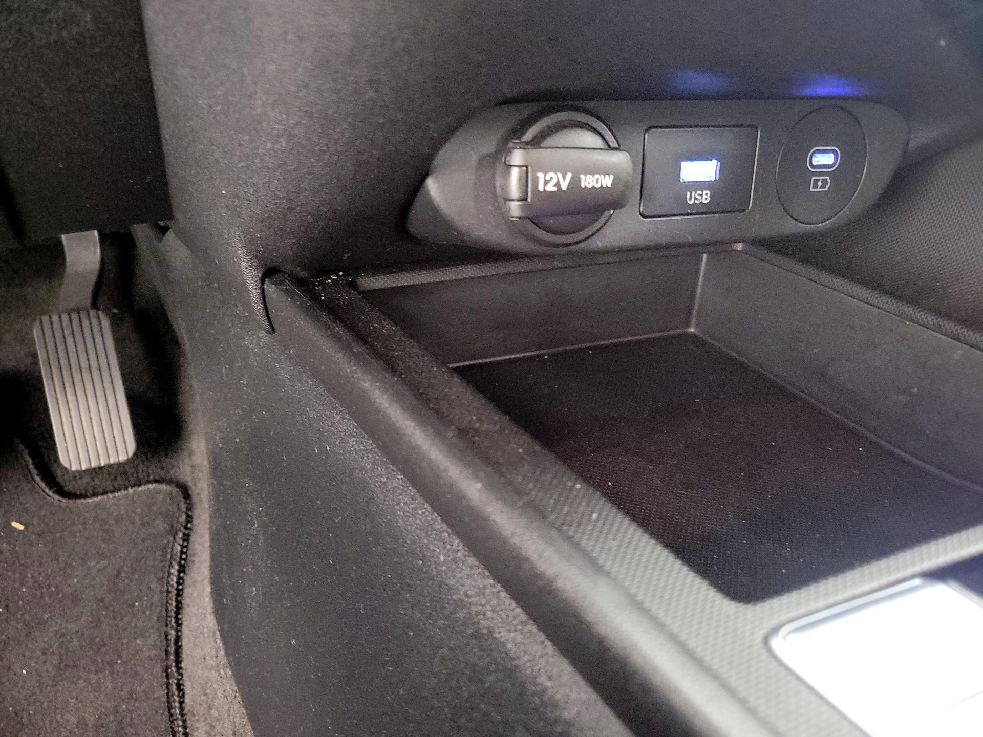 Thumbnail: 2024 Hyundai Elantra - 18