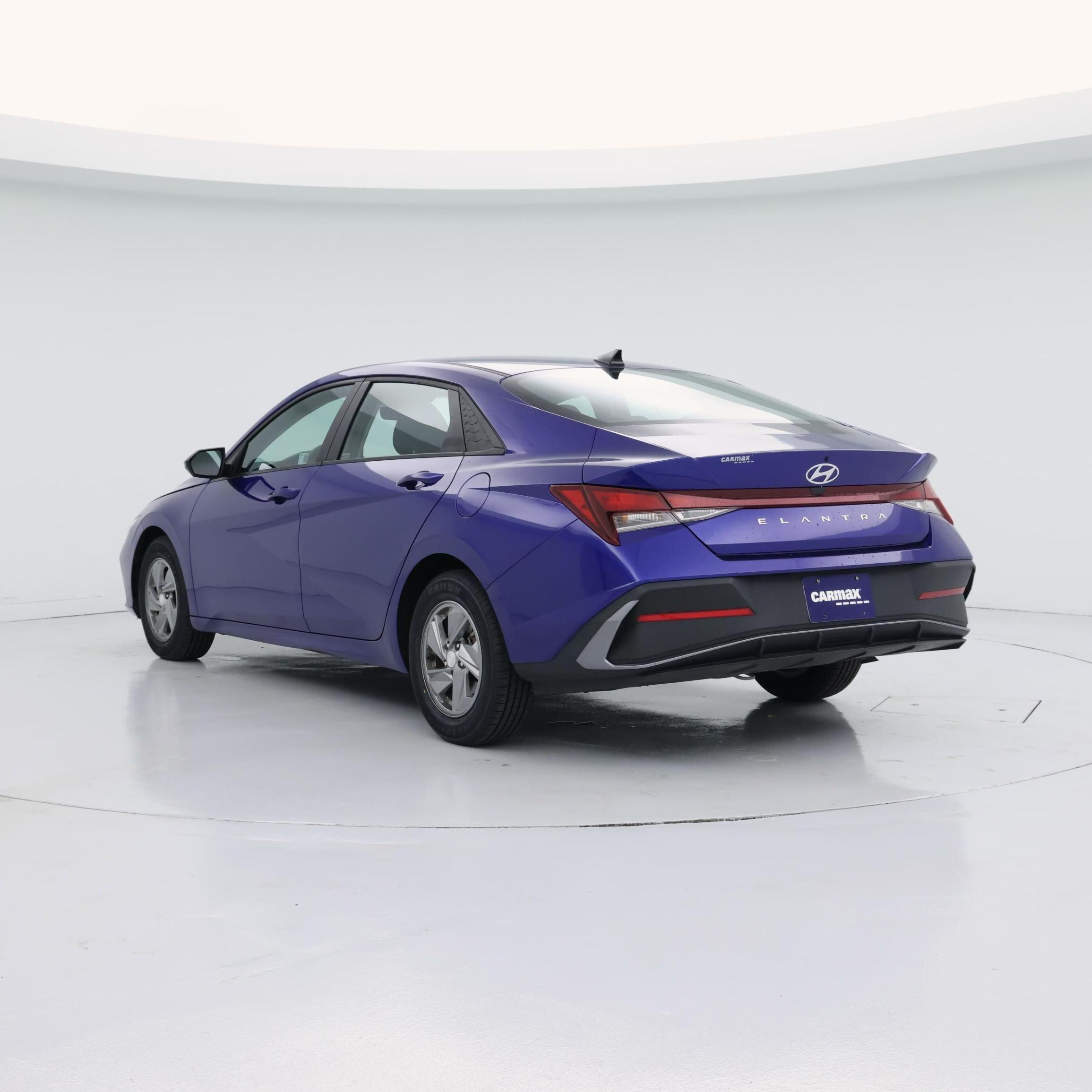 Thumbnail: 2024 Hyundai Elantra - 2