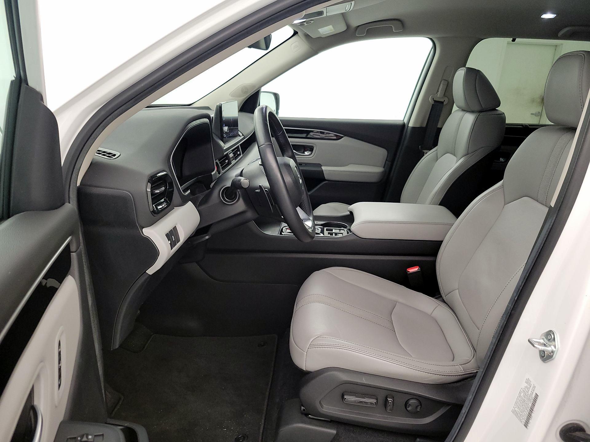 Thumbnail: 2024 Honda Pilot - 11