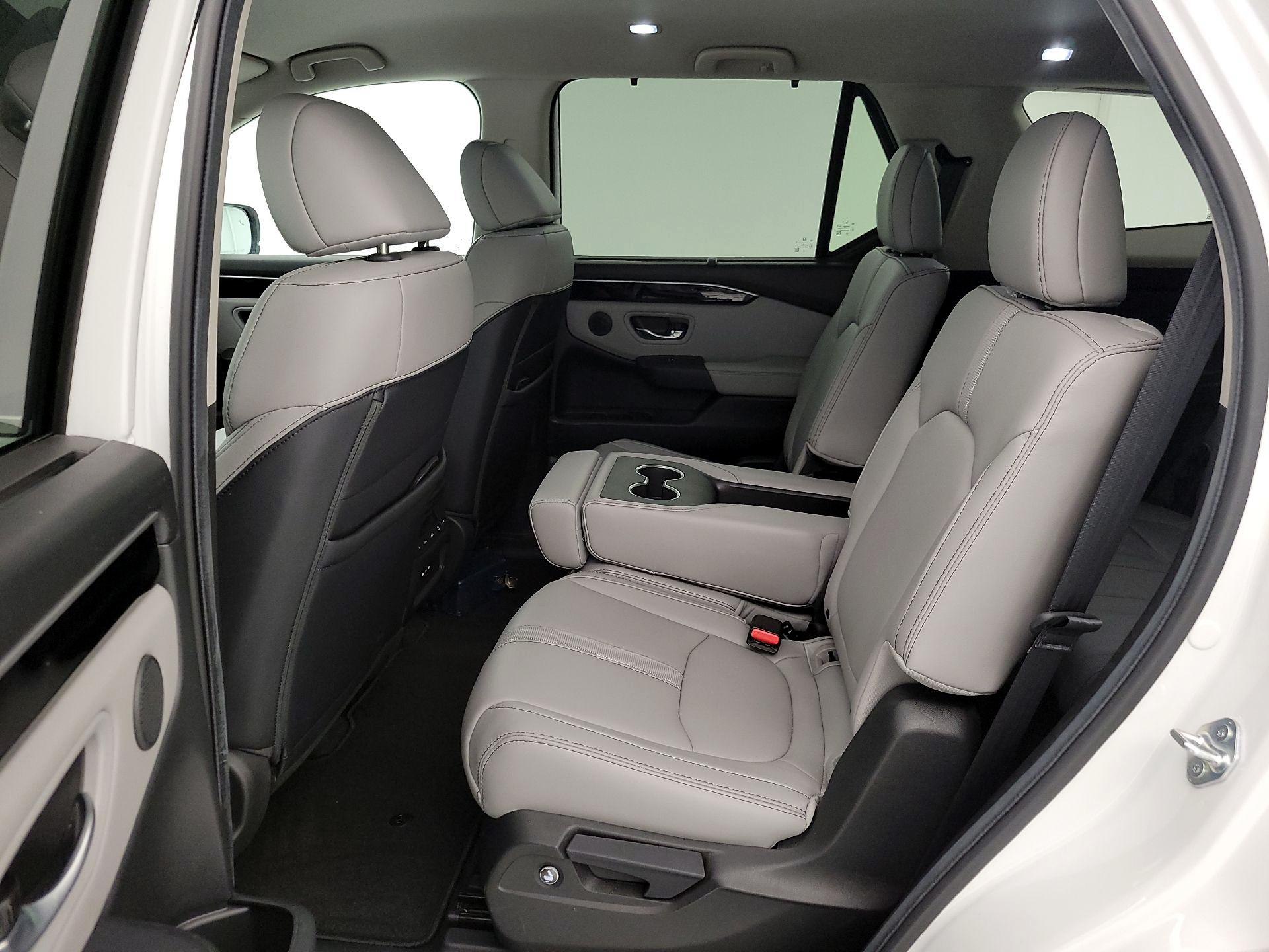 Thumbnail: 2024 Honda Pilot - 19