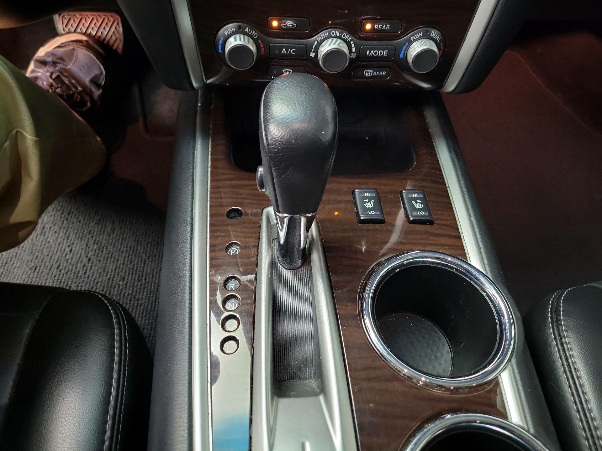 Thumbnail: 2015 Nissan Pathfinder - 18