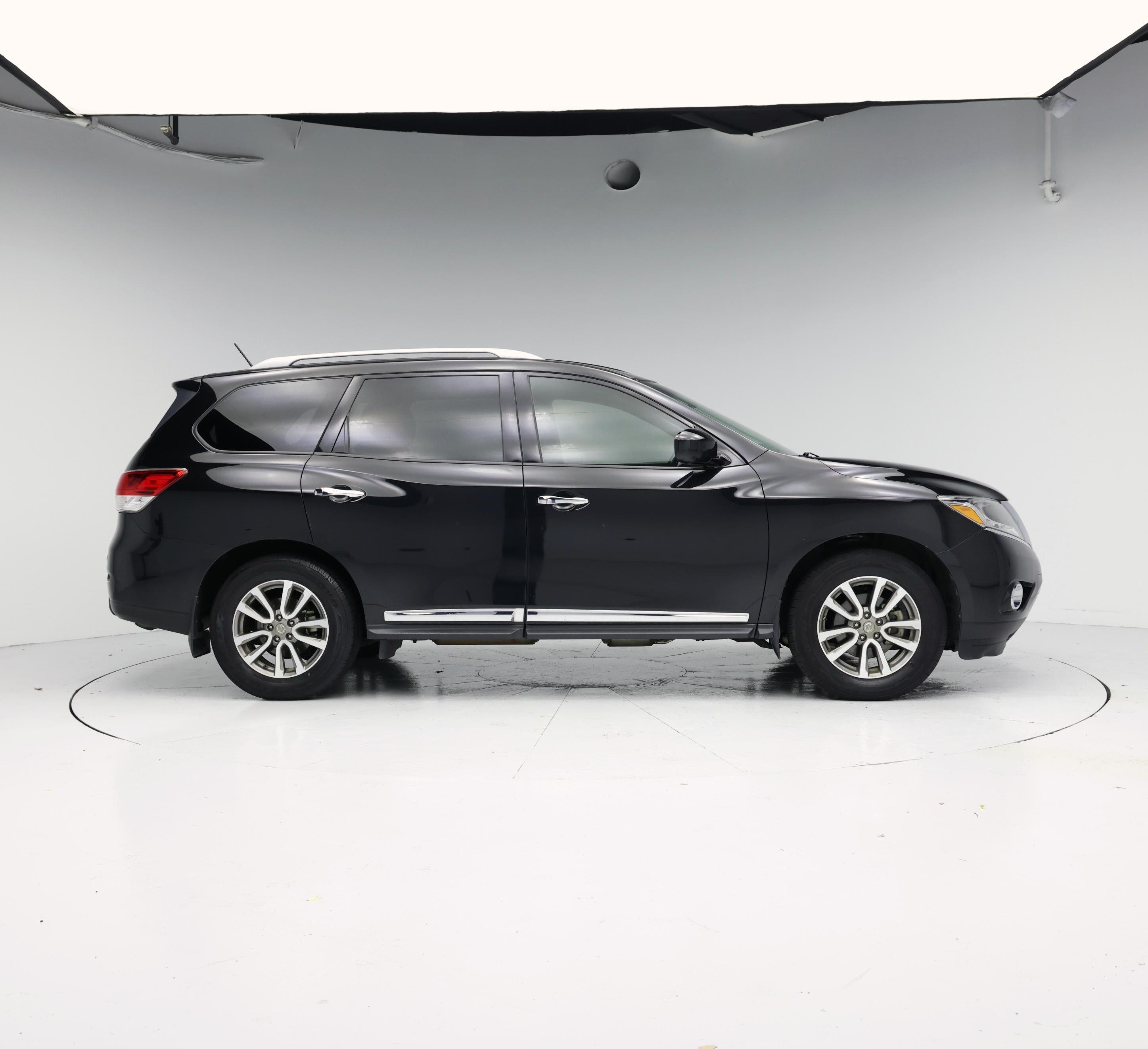 Thumbnail: 2015 Nissan Pathfinder - 7