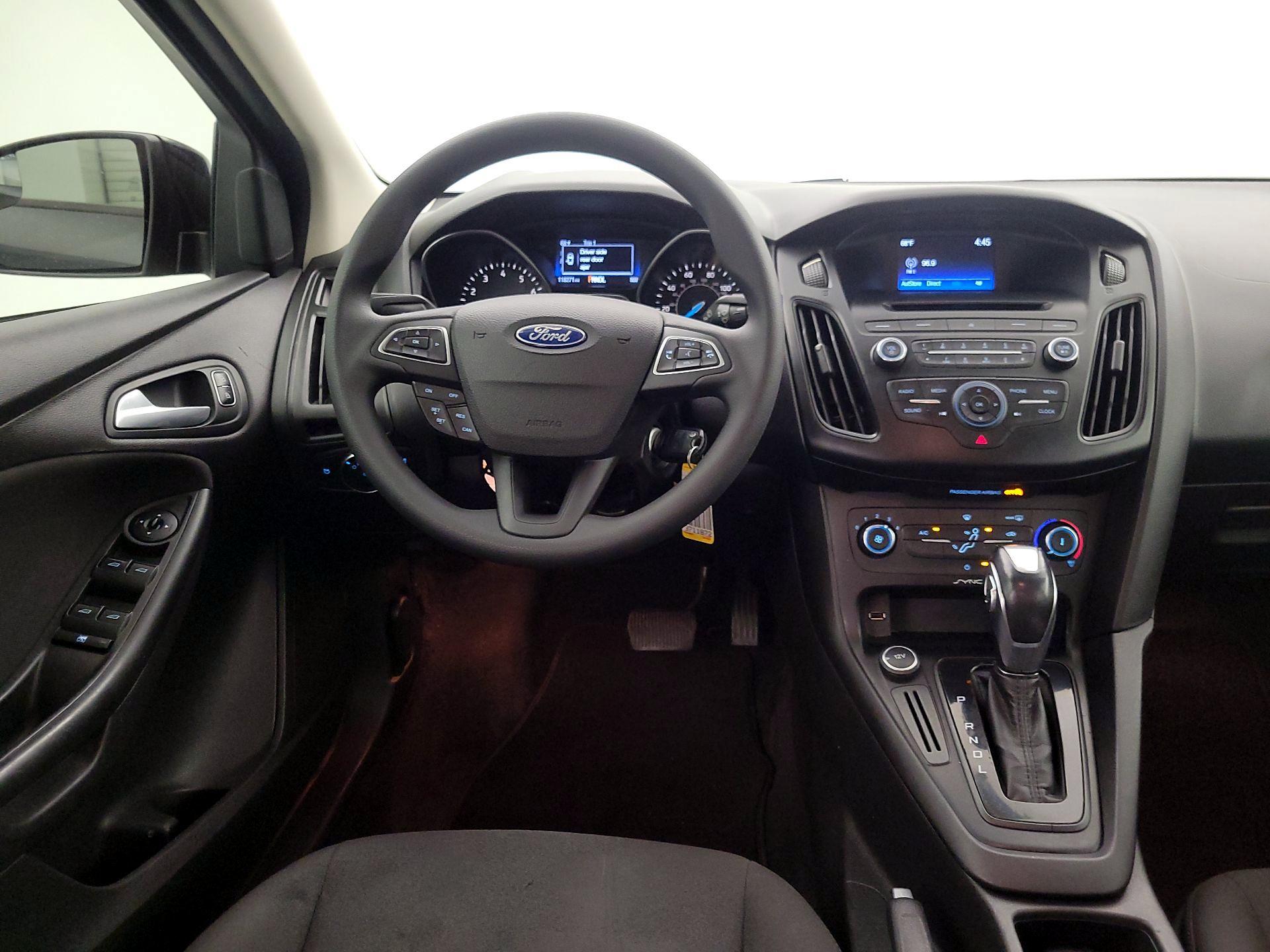 Thumbnail: 2015 Ford Focus - 10