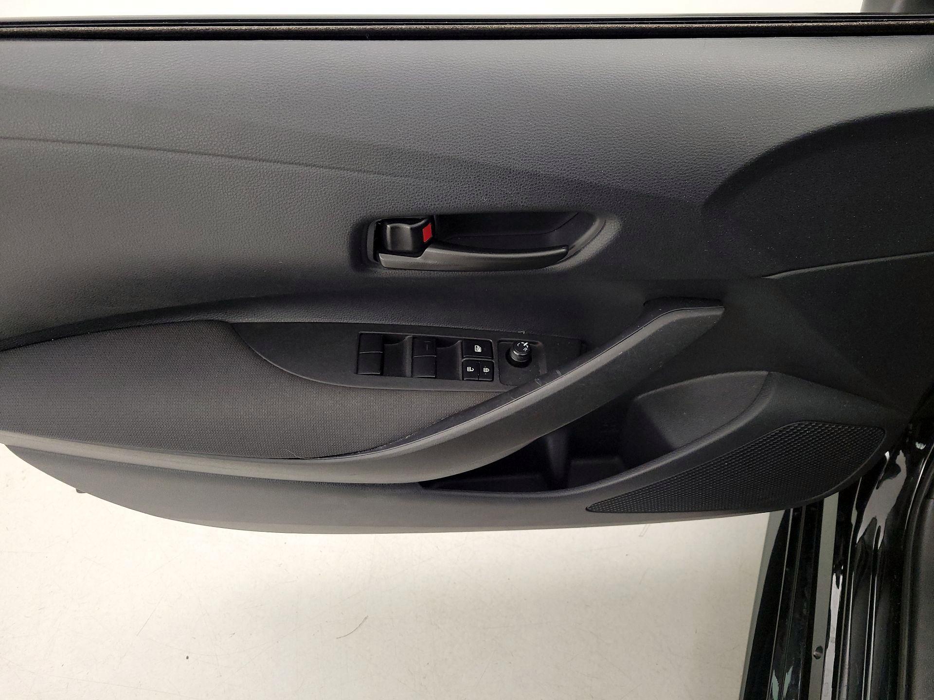 Thumbnail: 2025 Toyota Corolla - 12