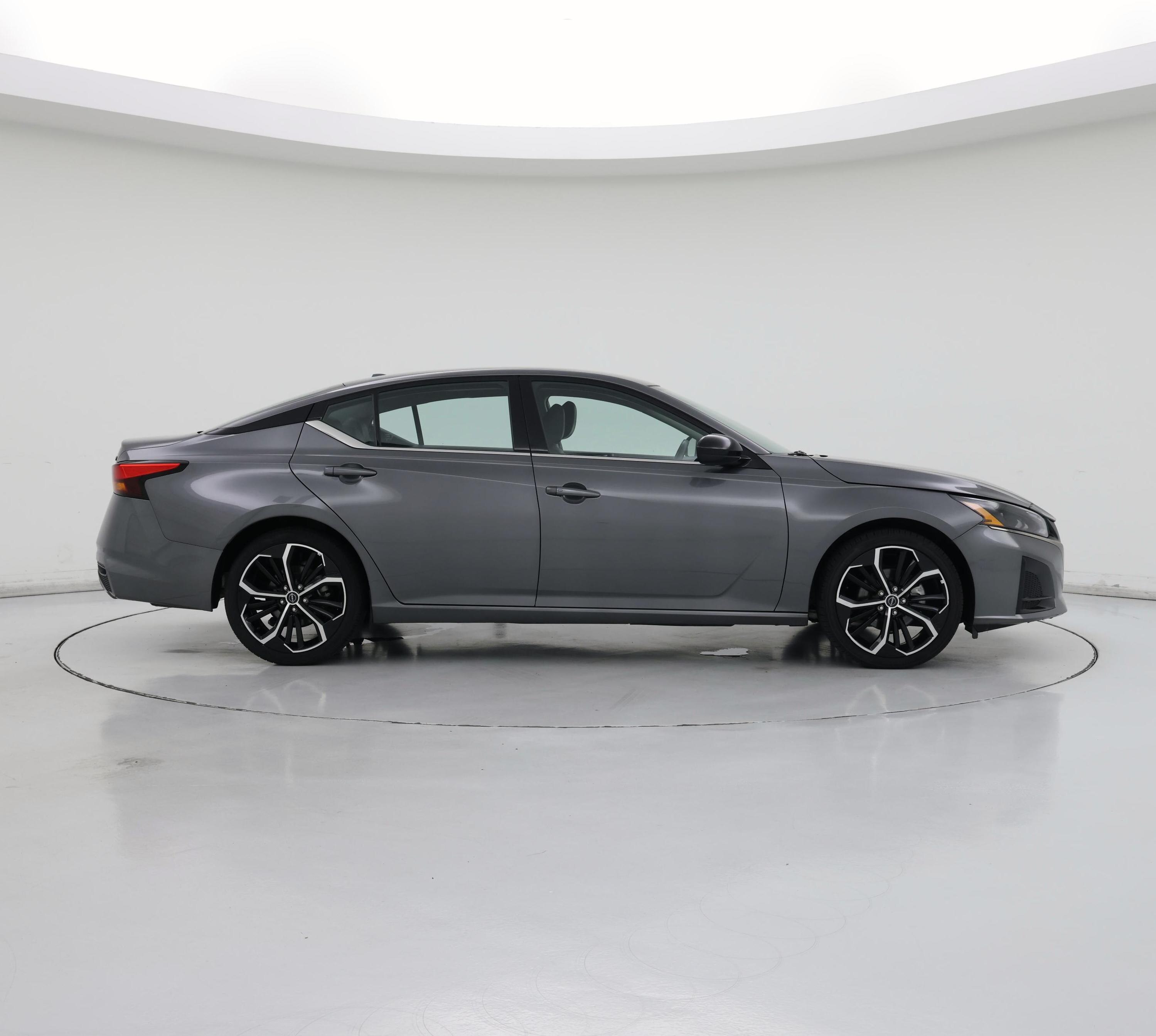 Thumbnail: 2025 Nissan Altima - 7