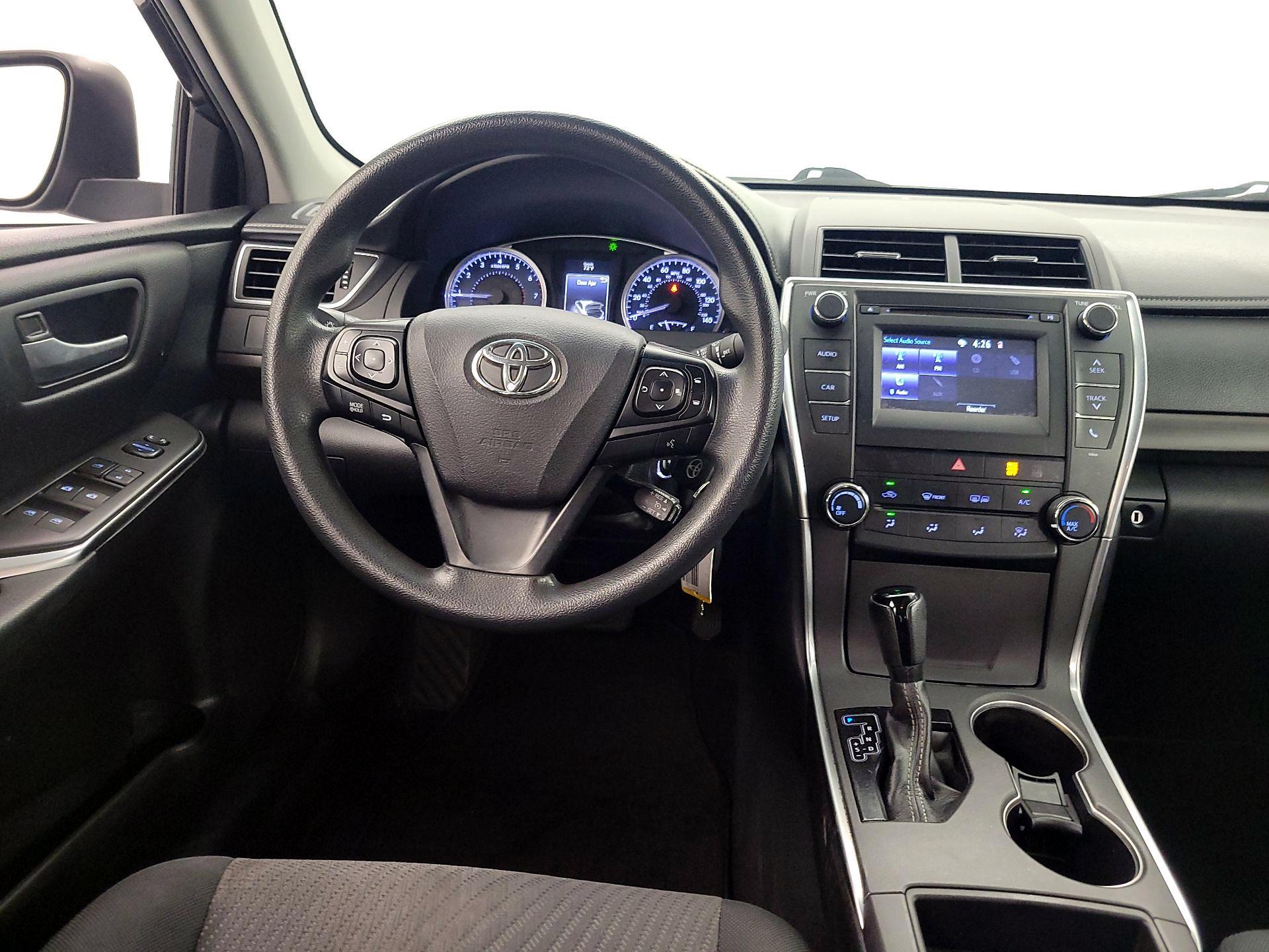 Thumbnail: 2017 Toyota Camry - 10