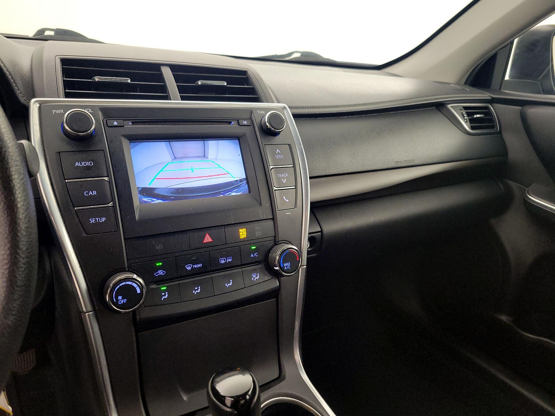 Thumbnail: 2017 Toyota Camry - 14